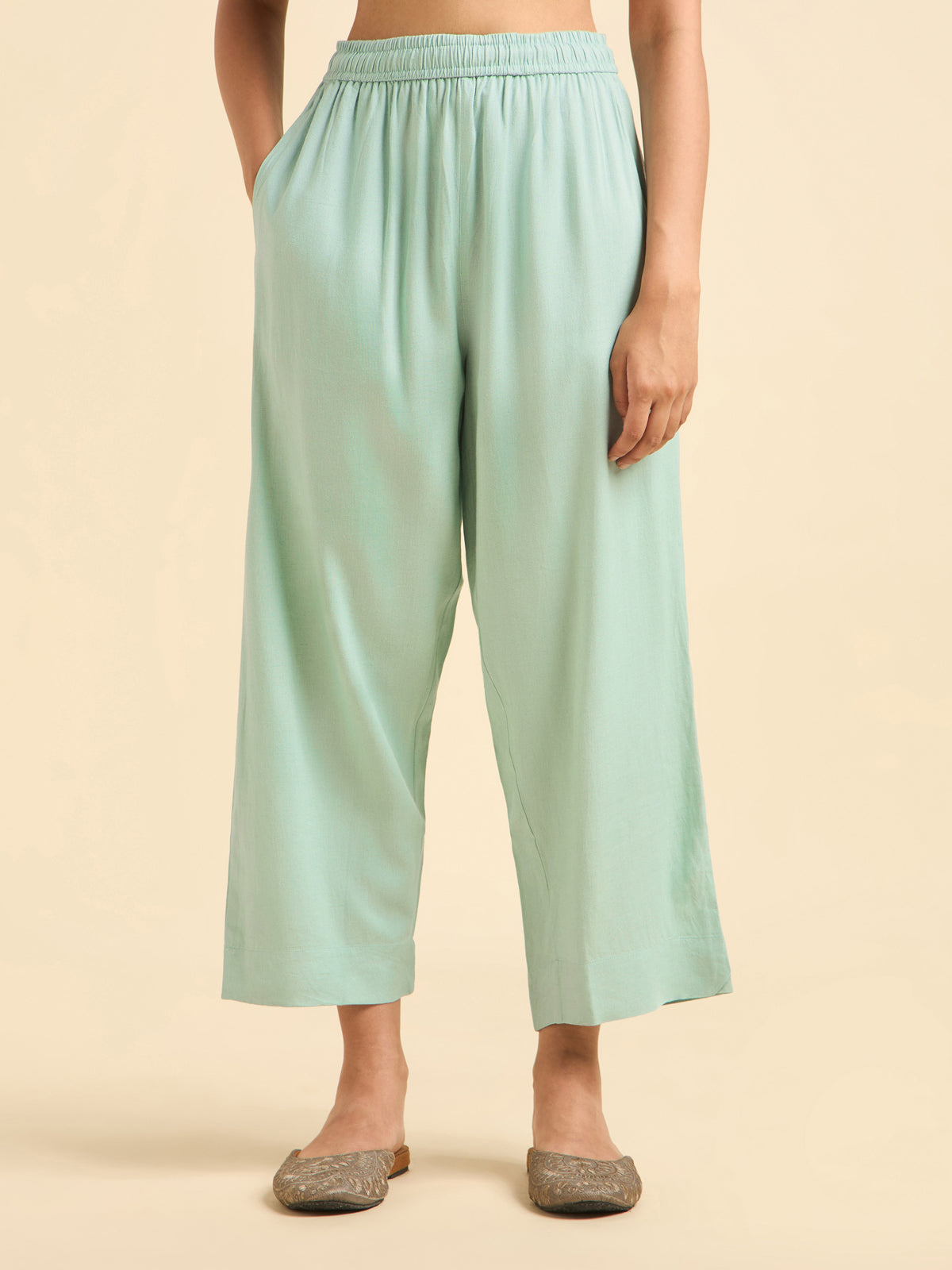 Aqua Green Viscose Linen Slitted Kurti Set With Embroidery