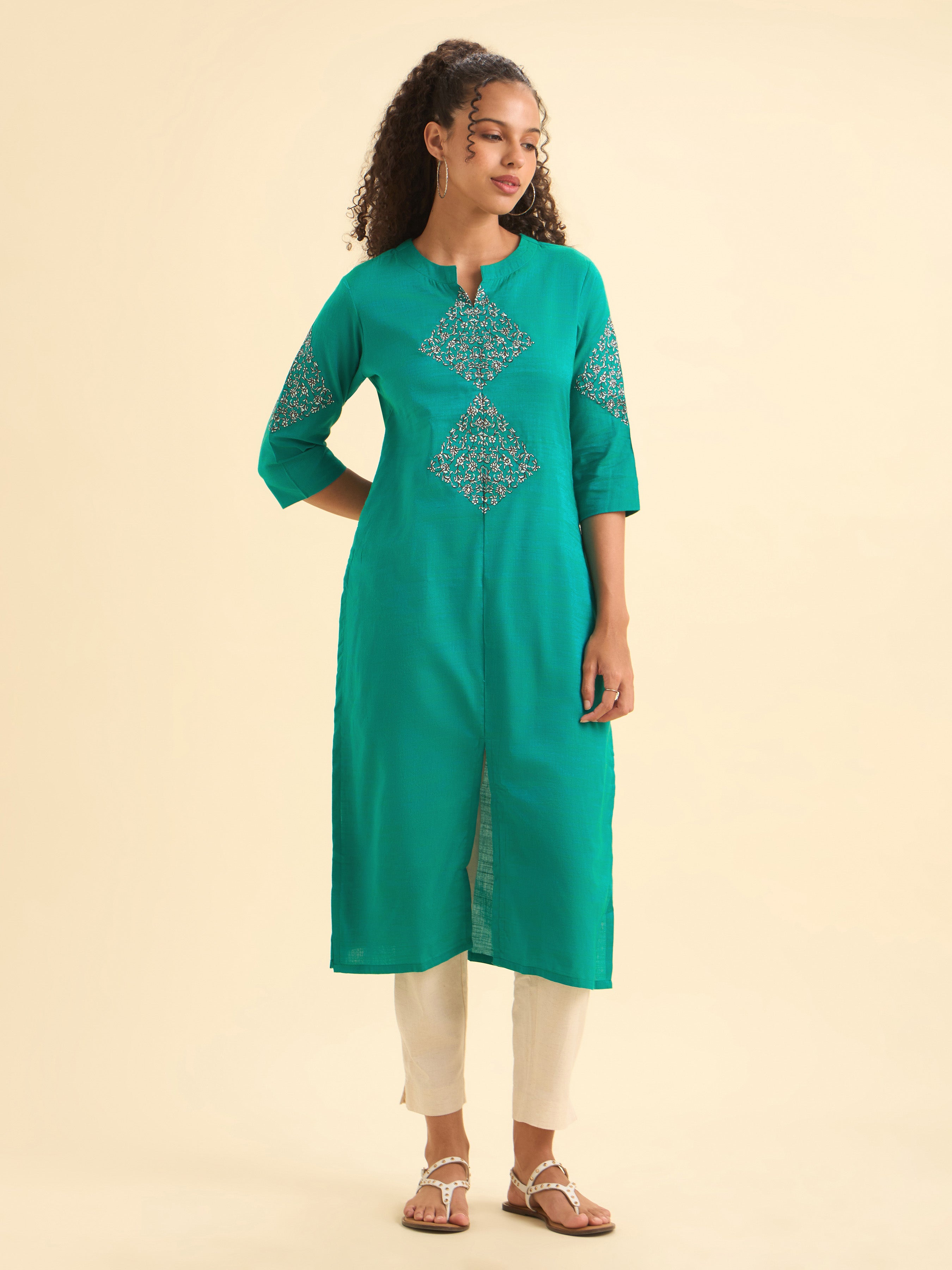 Aqua Green Cotton Viscose Slitted Kurti With Embroidery