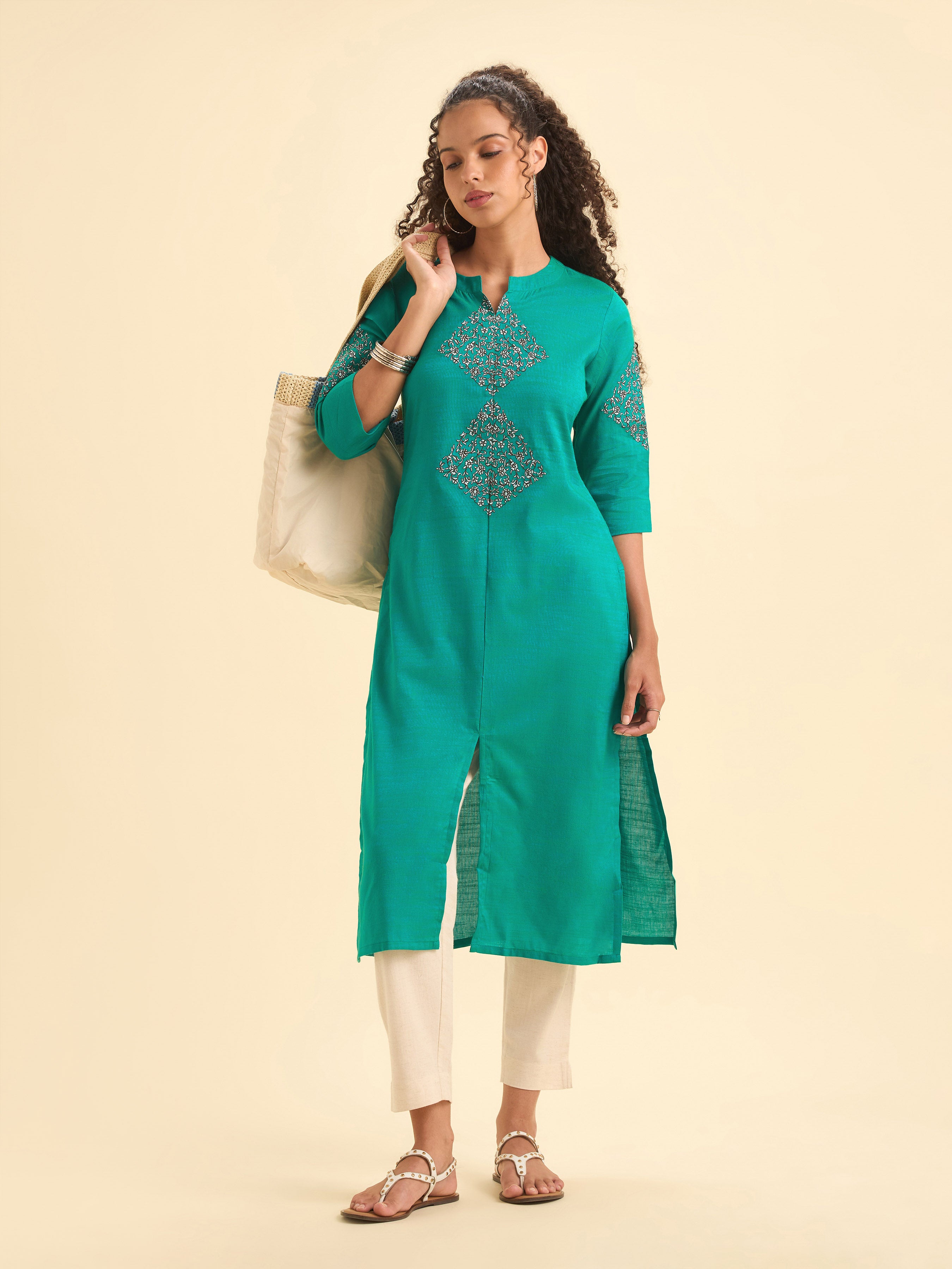 Aqua Green Cotton Viscose Slitted Kurti With Embroidery