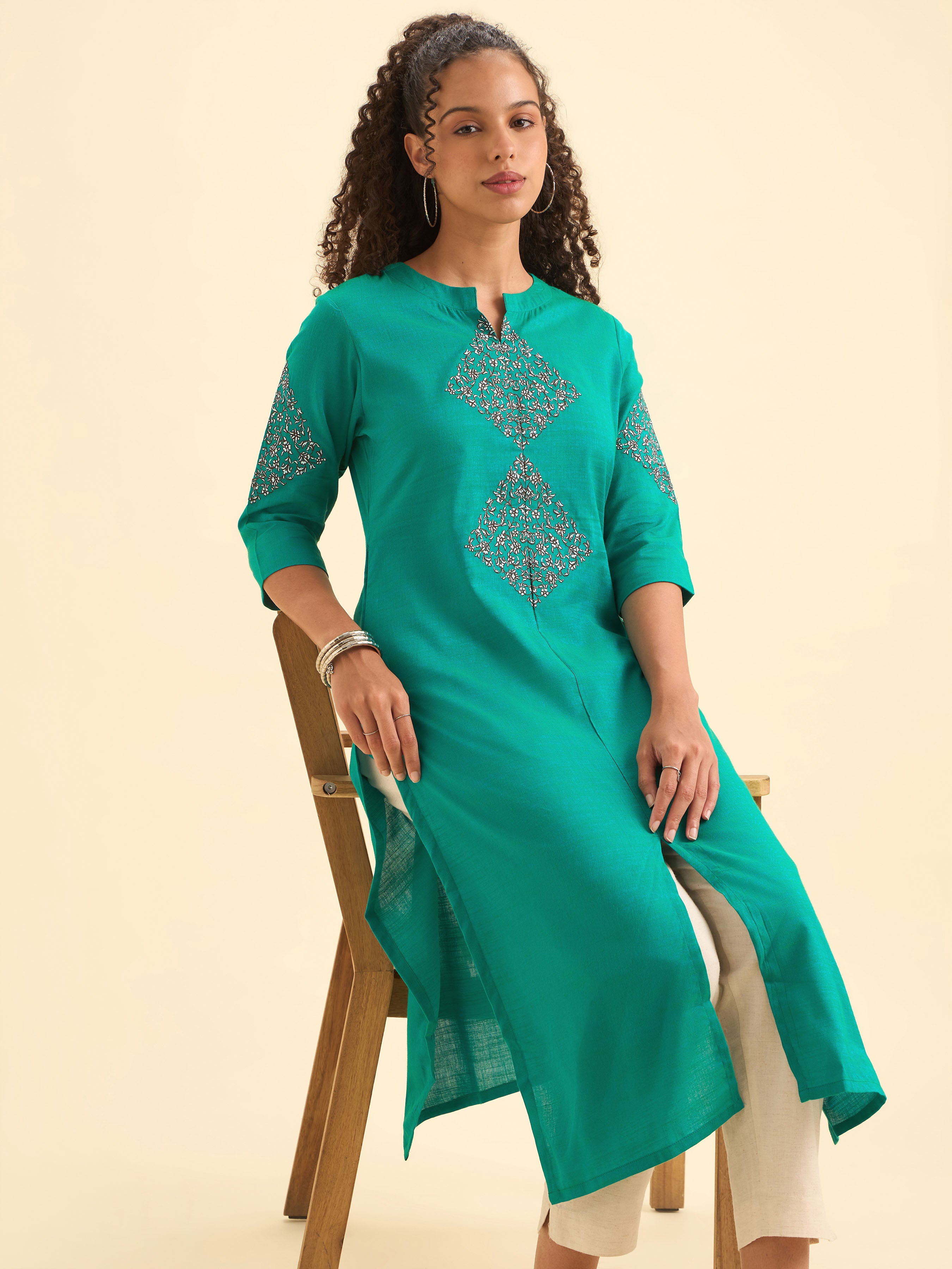 Aqua Green Cotton Viscose Slitted Kurti With Embroidery