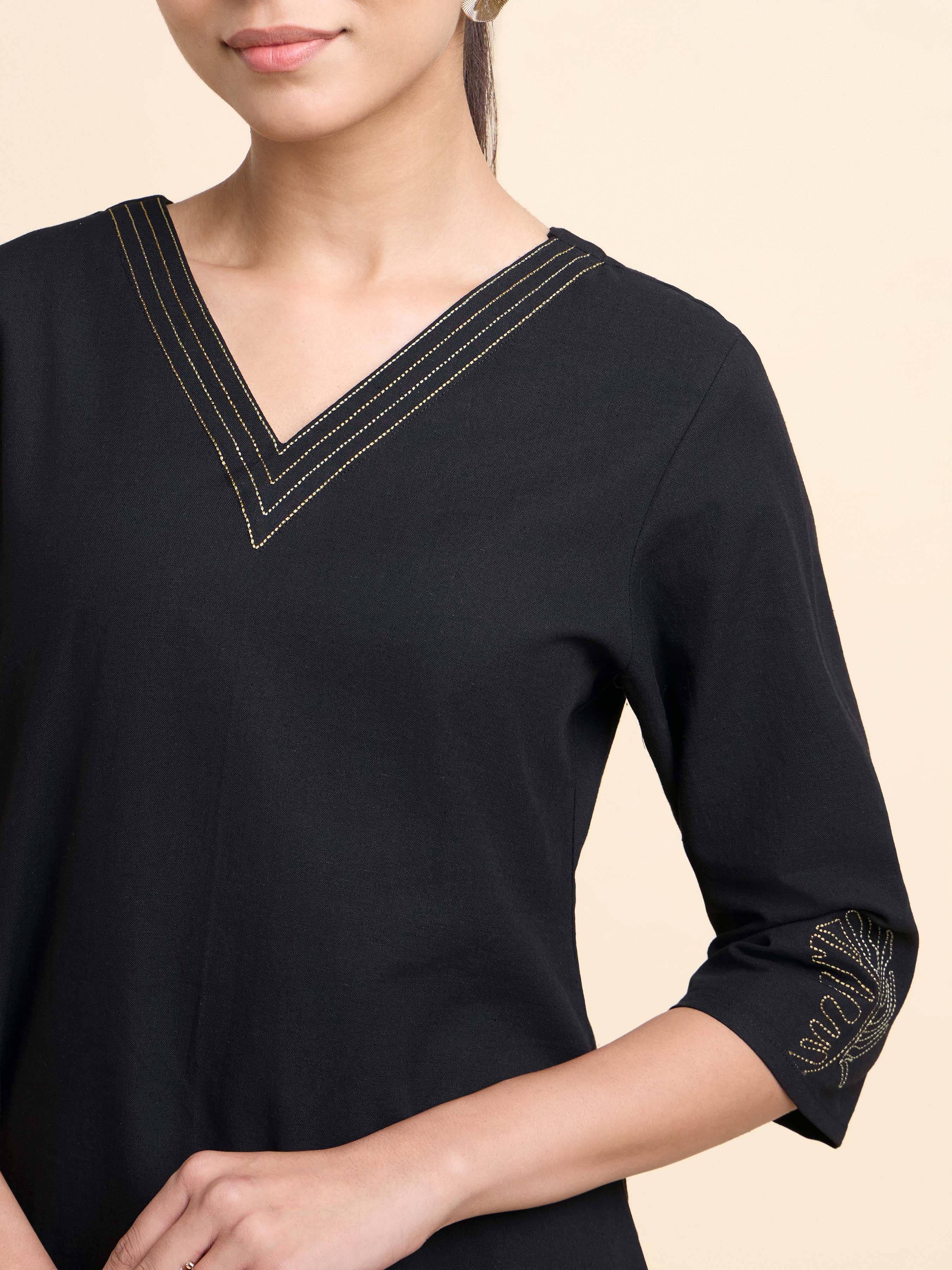Black Cotton Flax Plain Slitted Kurti With Embroidery