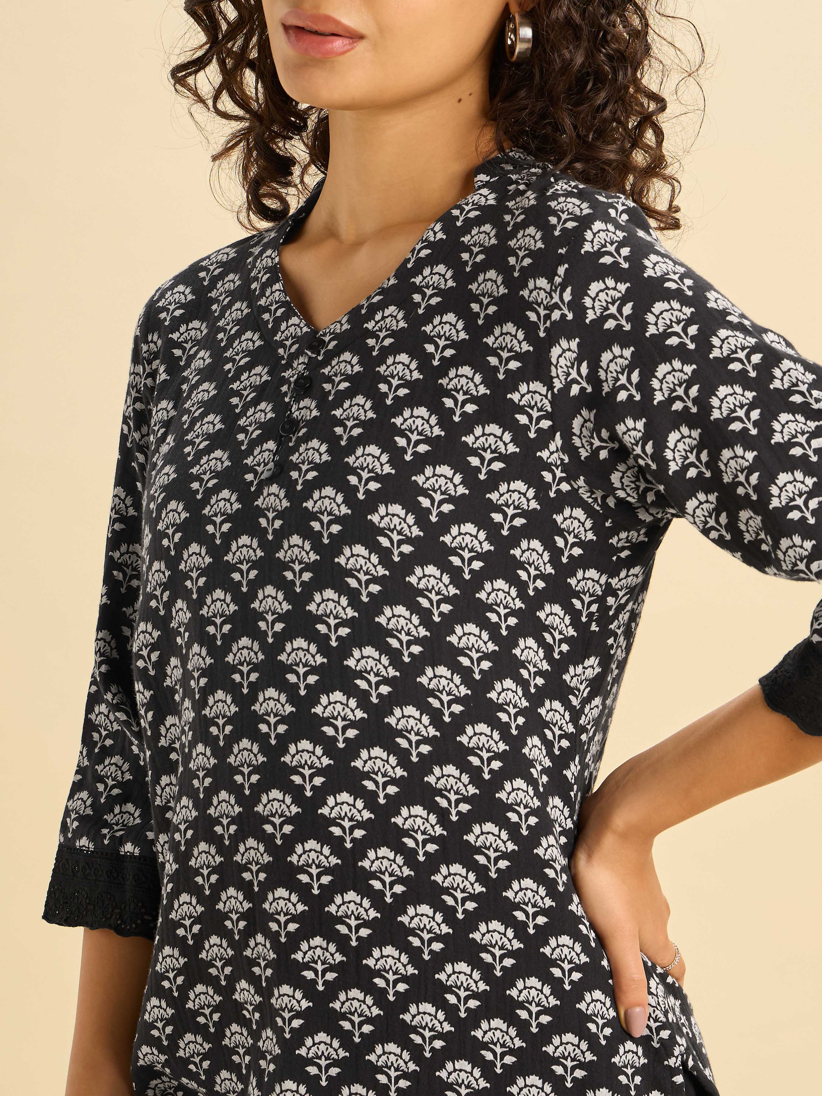 Black Grey Cotton Double Cloth Printed Slited Kurti With Lace