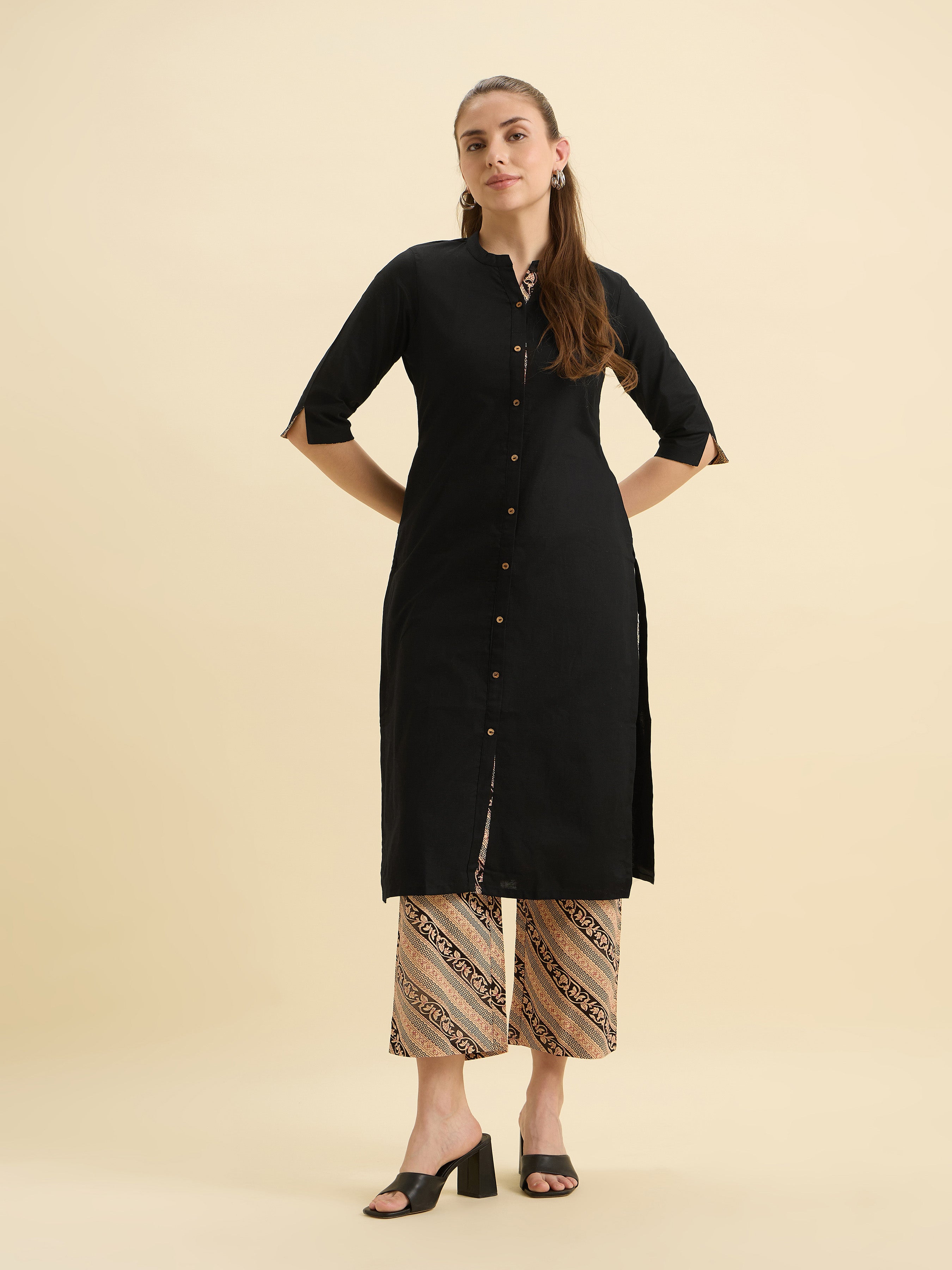 Black Colour Cotton Flax Plain Slitted Kurti Set With Printed Bottom