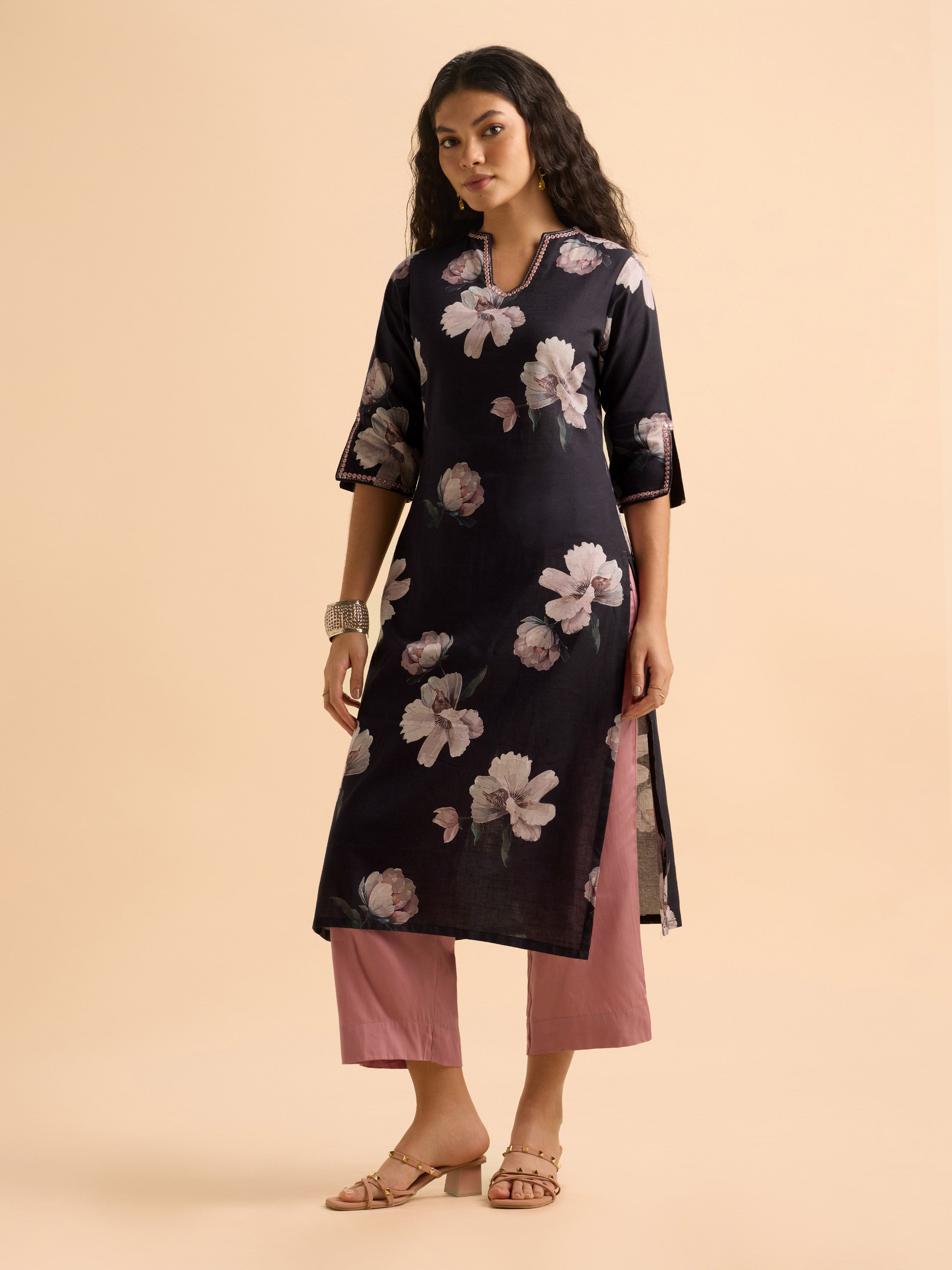 Black Multi Colour Cotton Flax Slub Printed Kurti Set With Mirror Work & Sequins