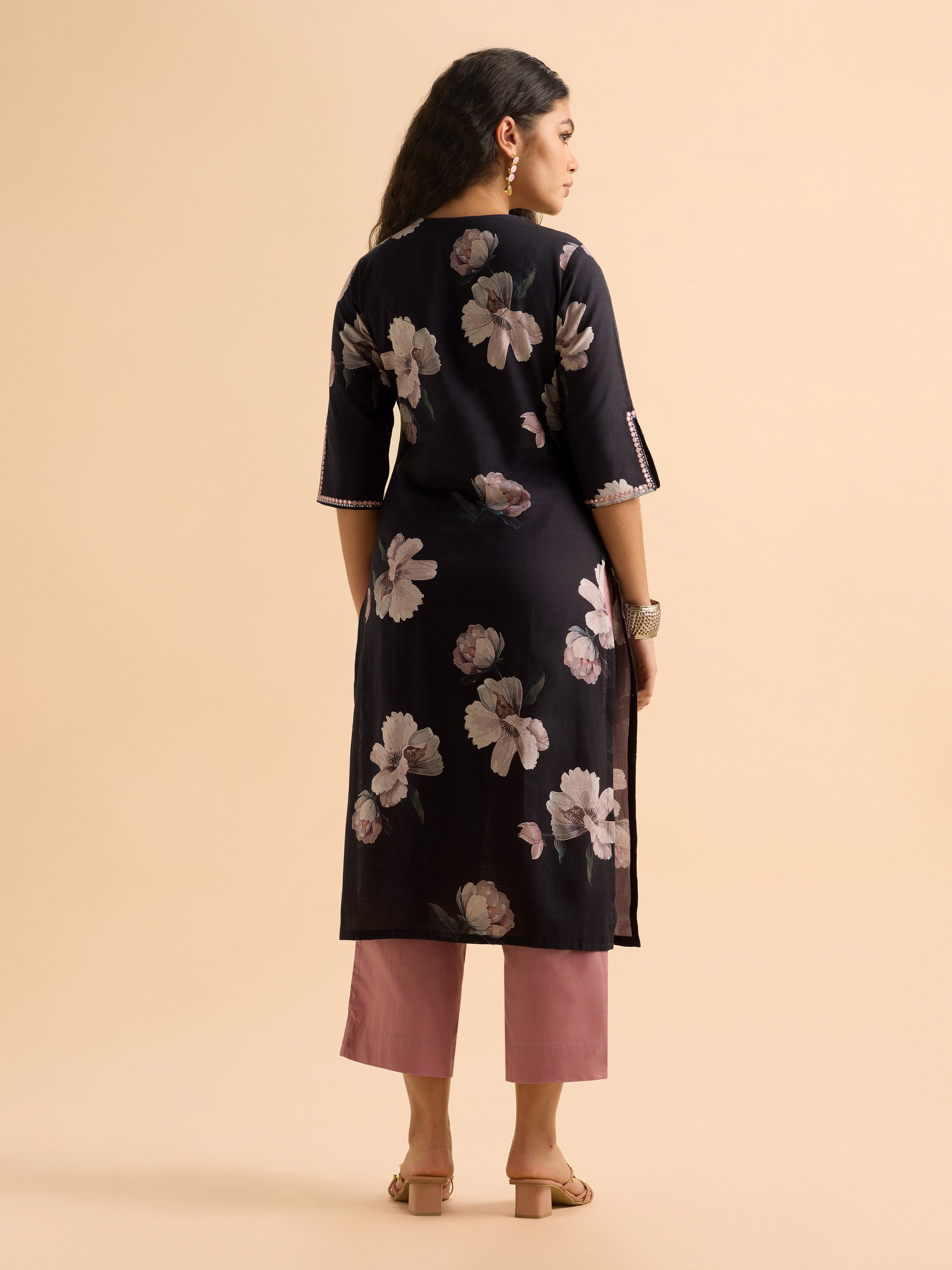 Black Multi Colour Cotton Flax Slub Printed Kurti Set With Mirror Work & Sequins