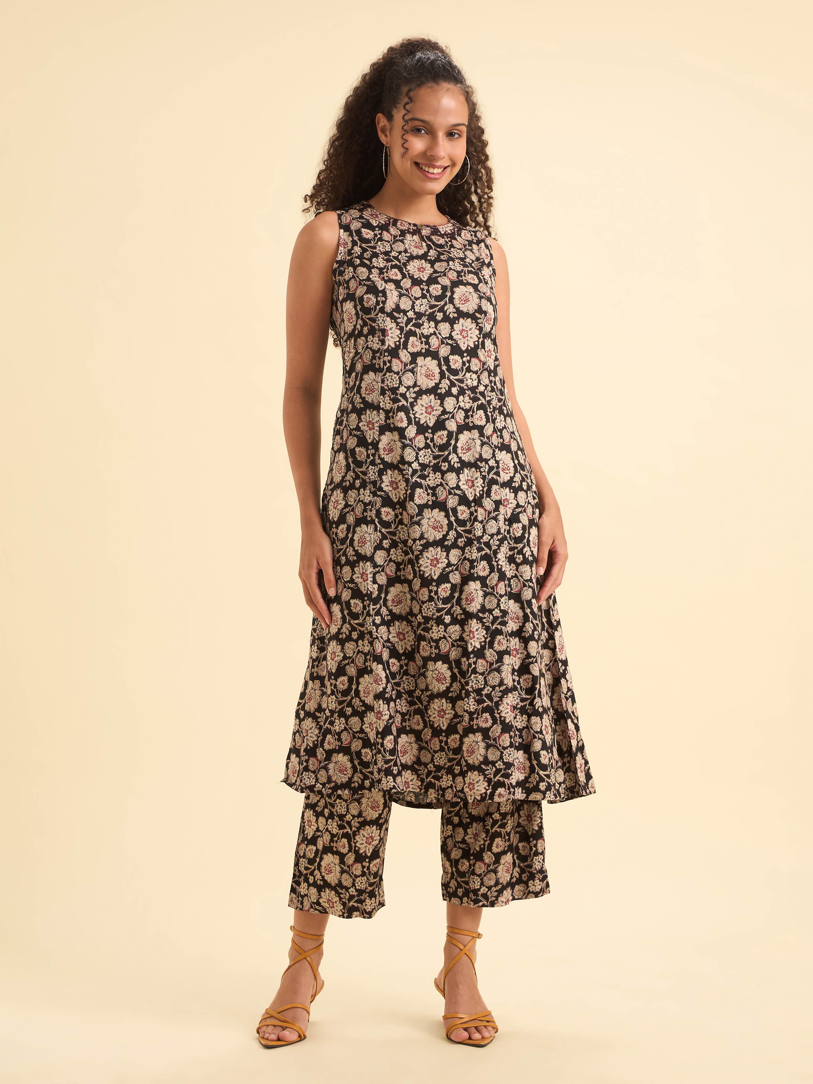 Black Multi Colour Viscose Print Flared Kurti Set With Princesscut And Sequins Work