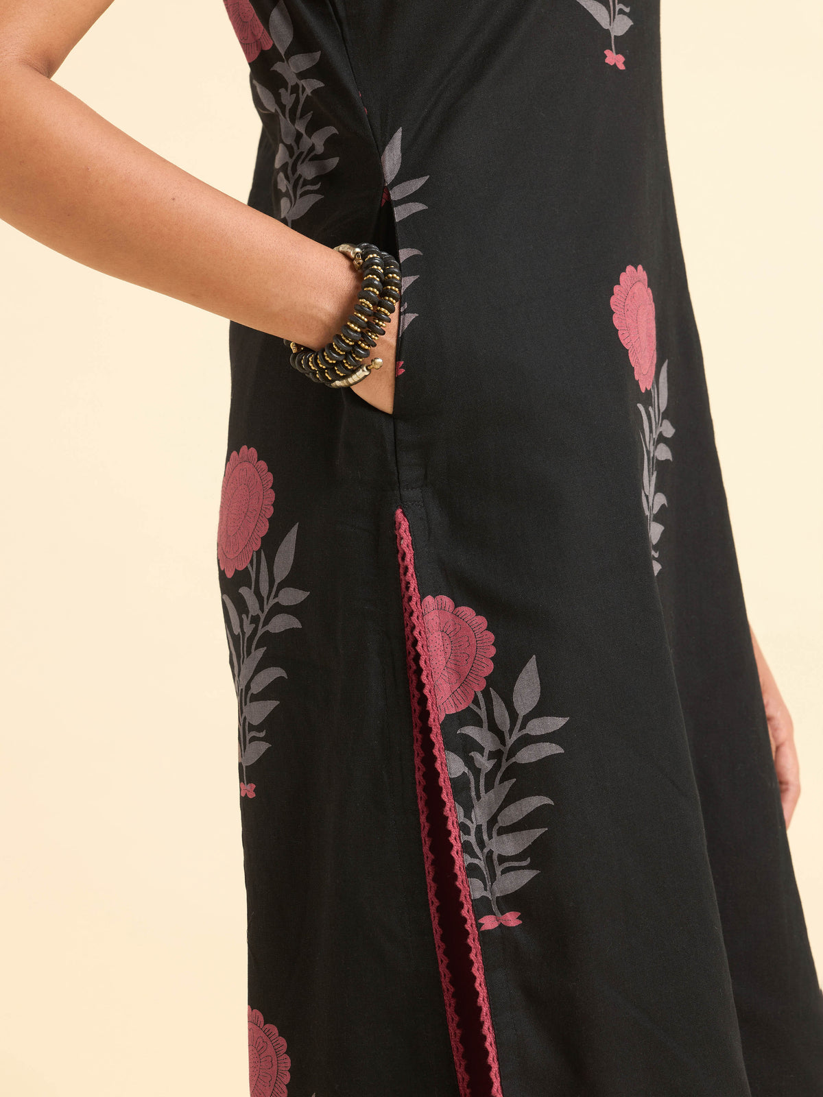 Black Multi Cotton Flax Slitted Kurti With Lace Detailing