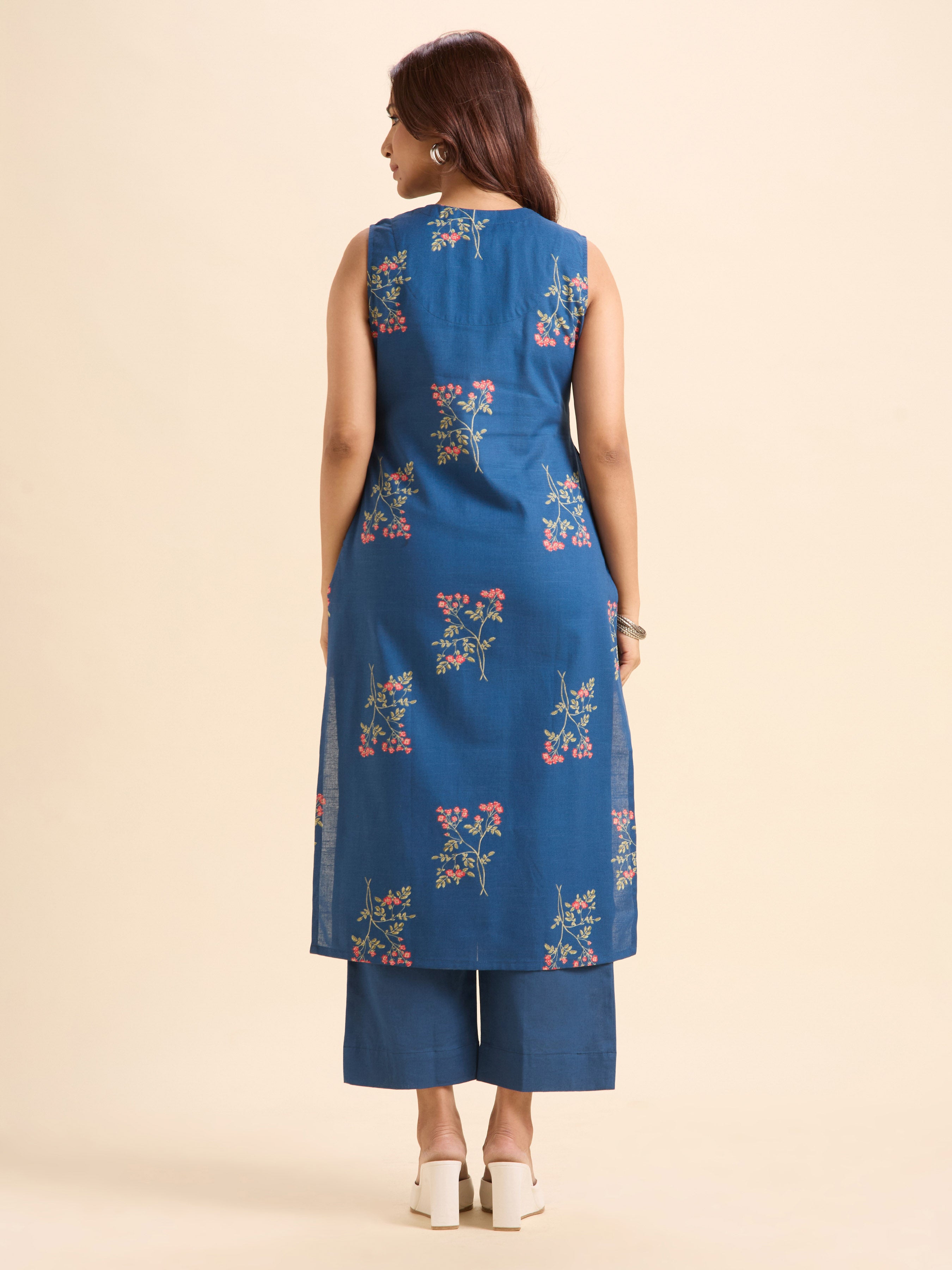 Blue Multi Colour Cotton Flax Slub Printed Slitted Kurti Set