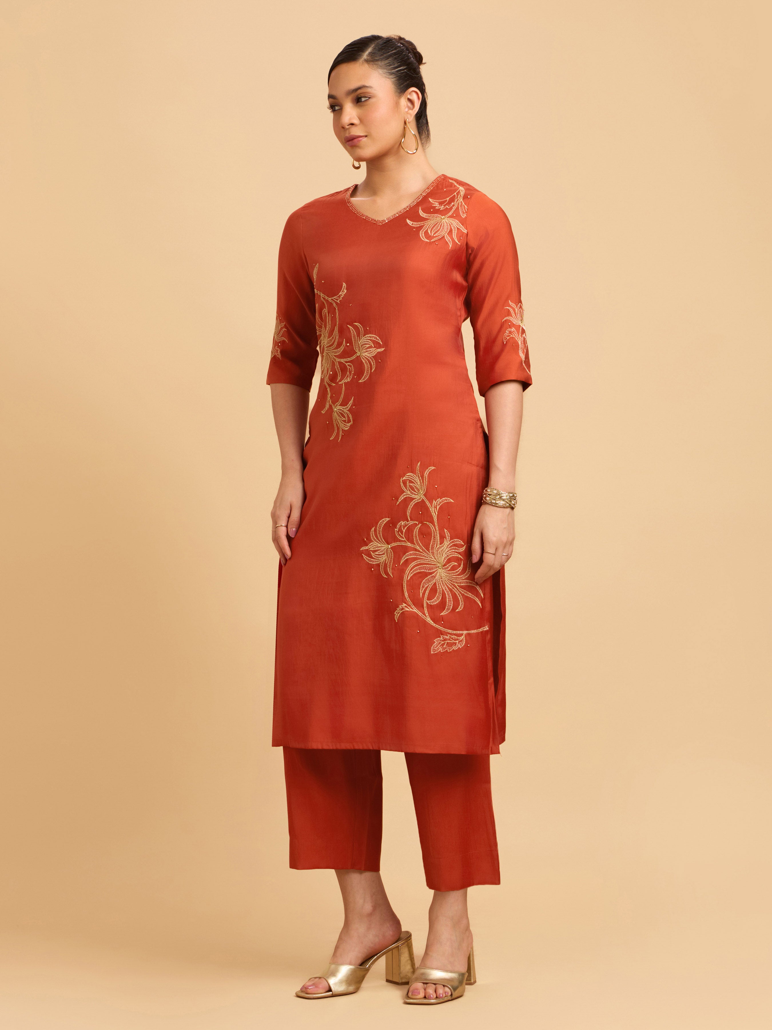 Brick Red Poly Viscose Plain Slited Kurti Set With Embroidery And Sequins Work