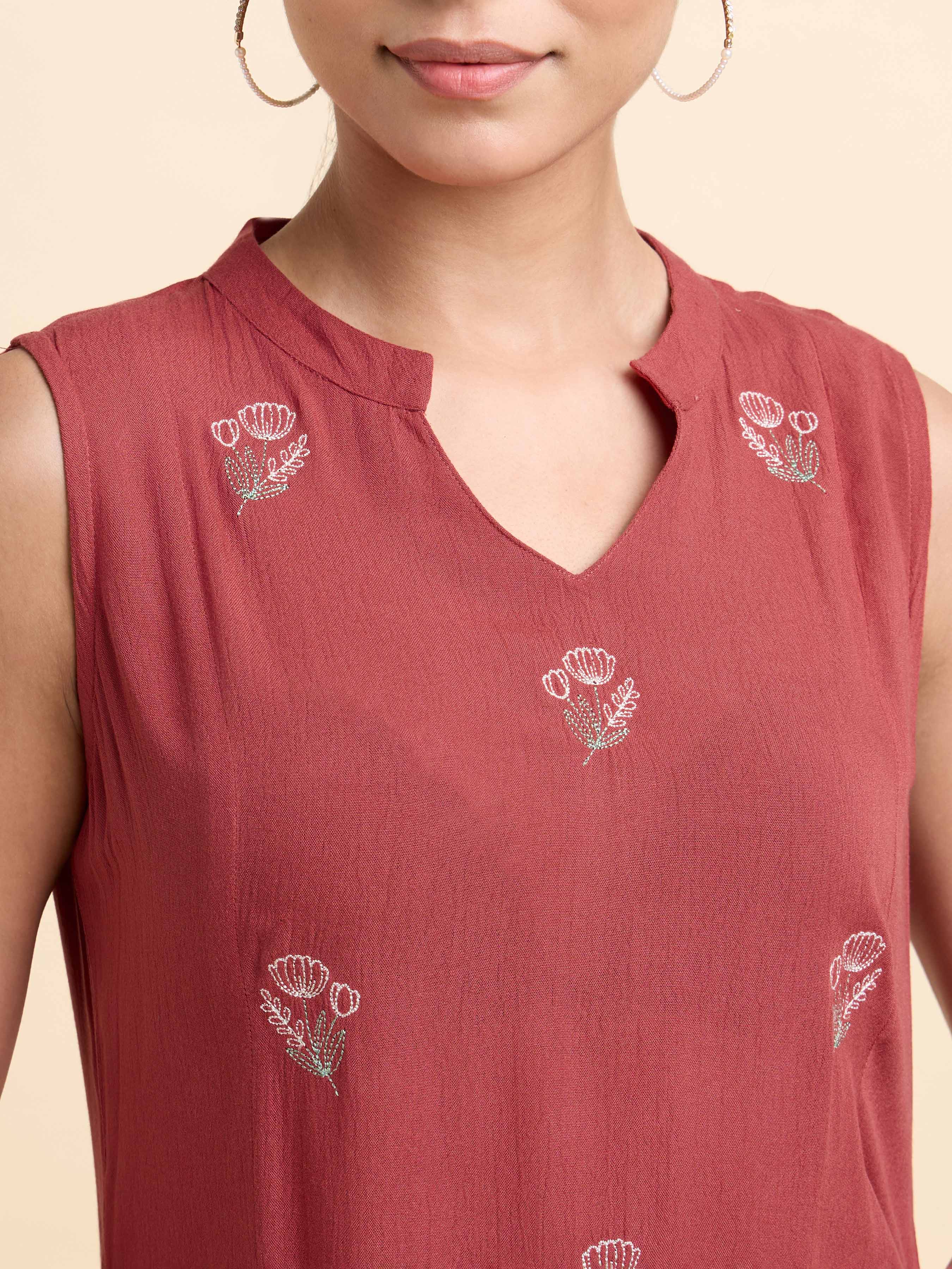 Brick Red Wrinkle Viscose Plain Flared Sleeveless Kurti With Embroidery