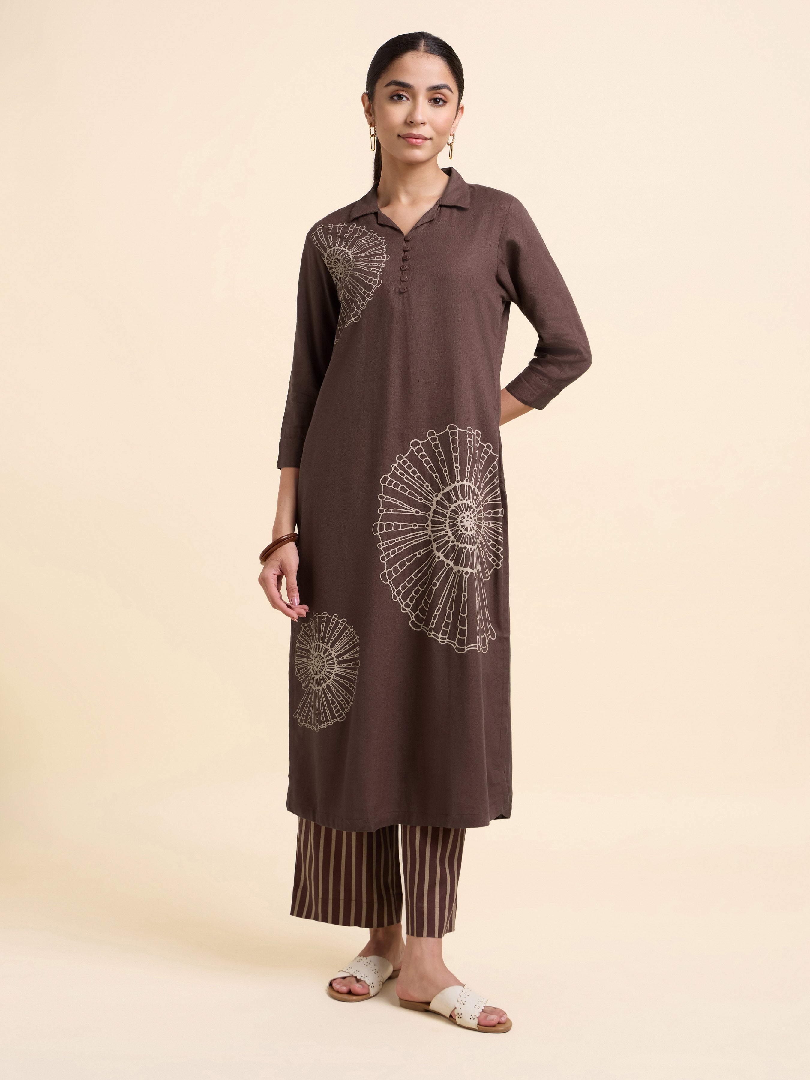 Coffee Brown Viscose Linen Plain Slitted Kurti Set With Placement Print
