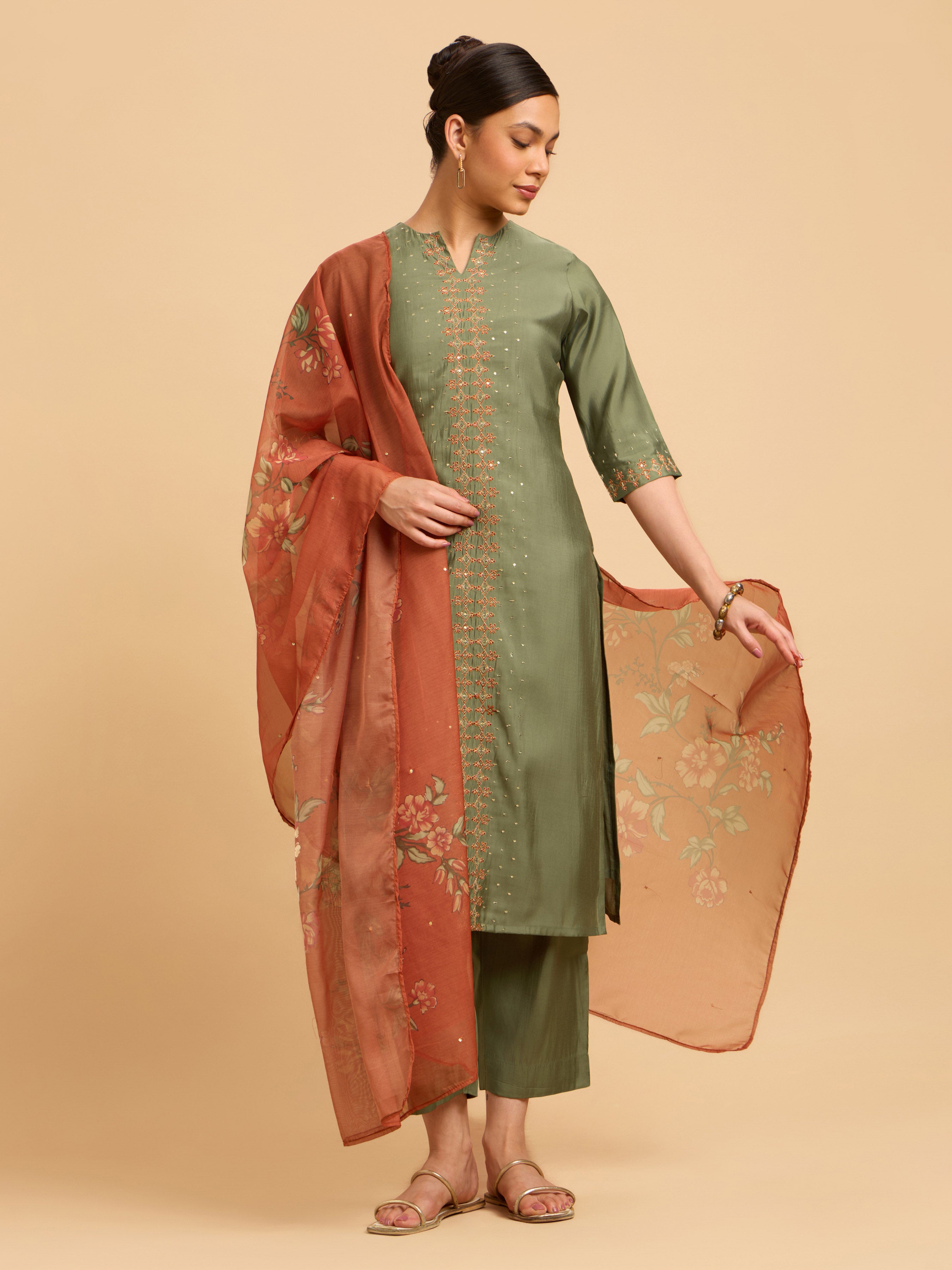 Green Plain Slitted Kurti Set With Embroidery Sequins Work.Styled With Printed Dupatta
