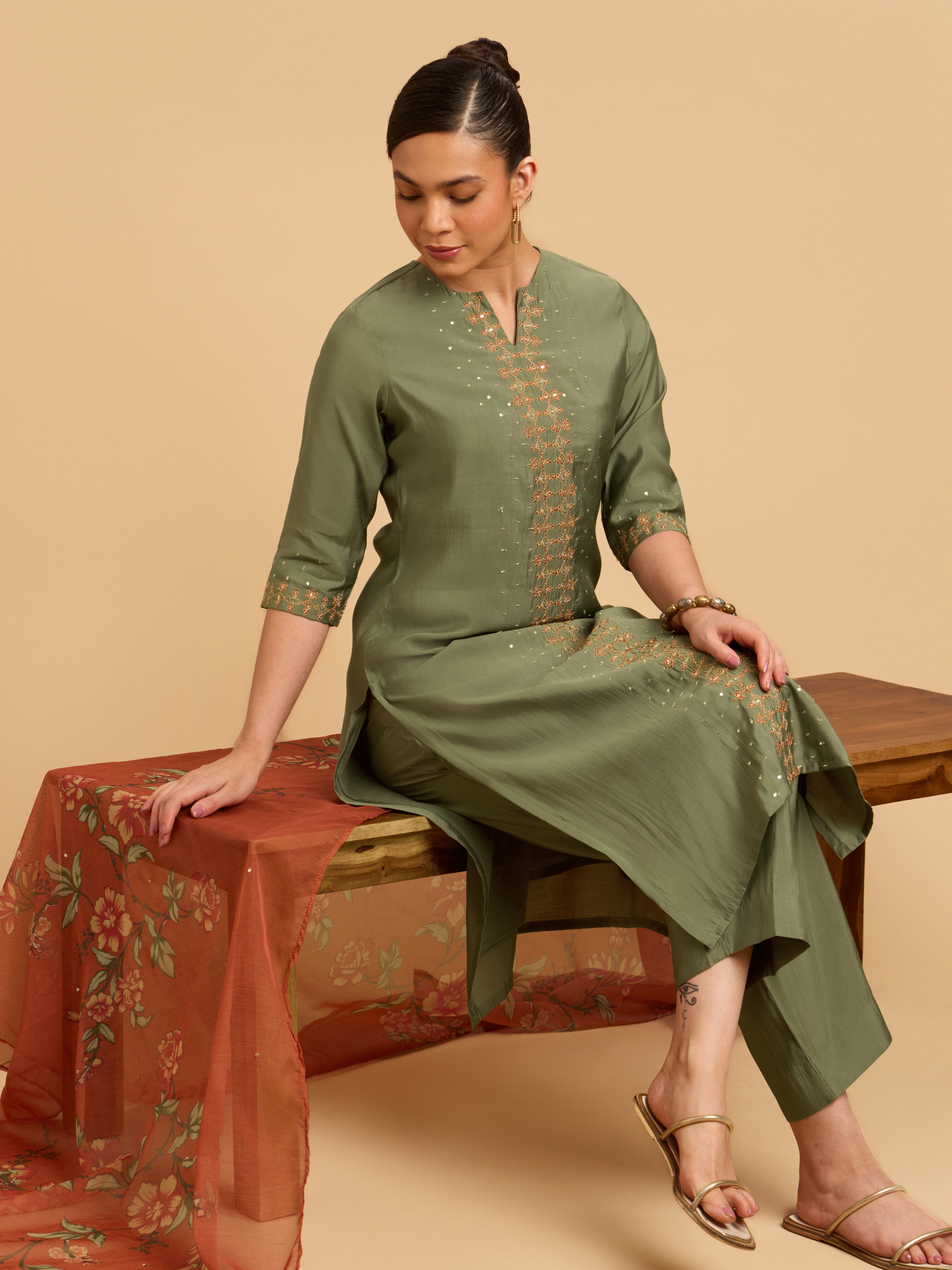 Green Plain Slitted Kurti Set With Embroidery Sequins Work.Styled With Printed Dupatta