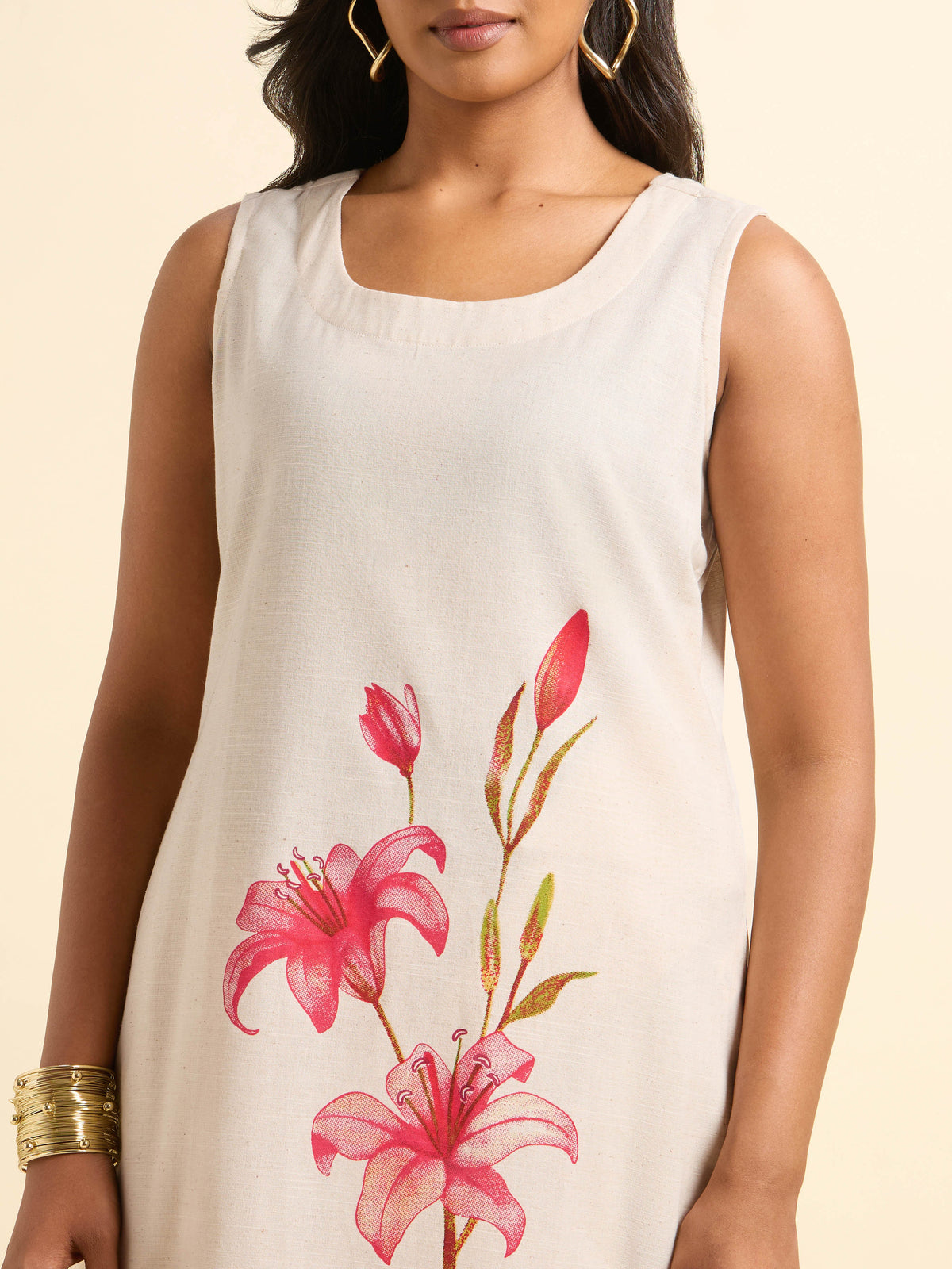 Ivory Multi Colour Cotton Flax Slub Plain Kurti With Placement Print
