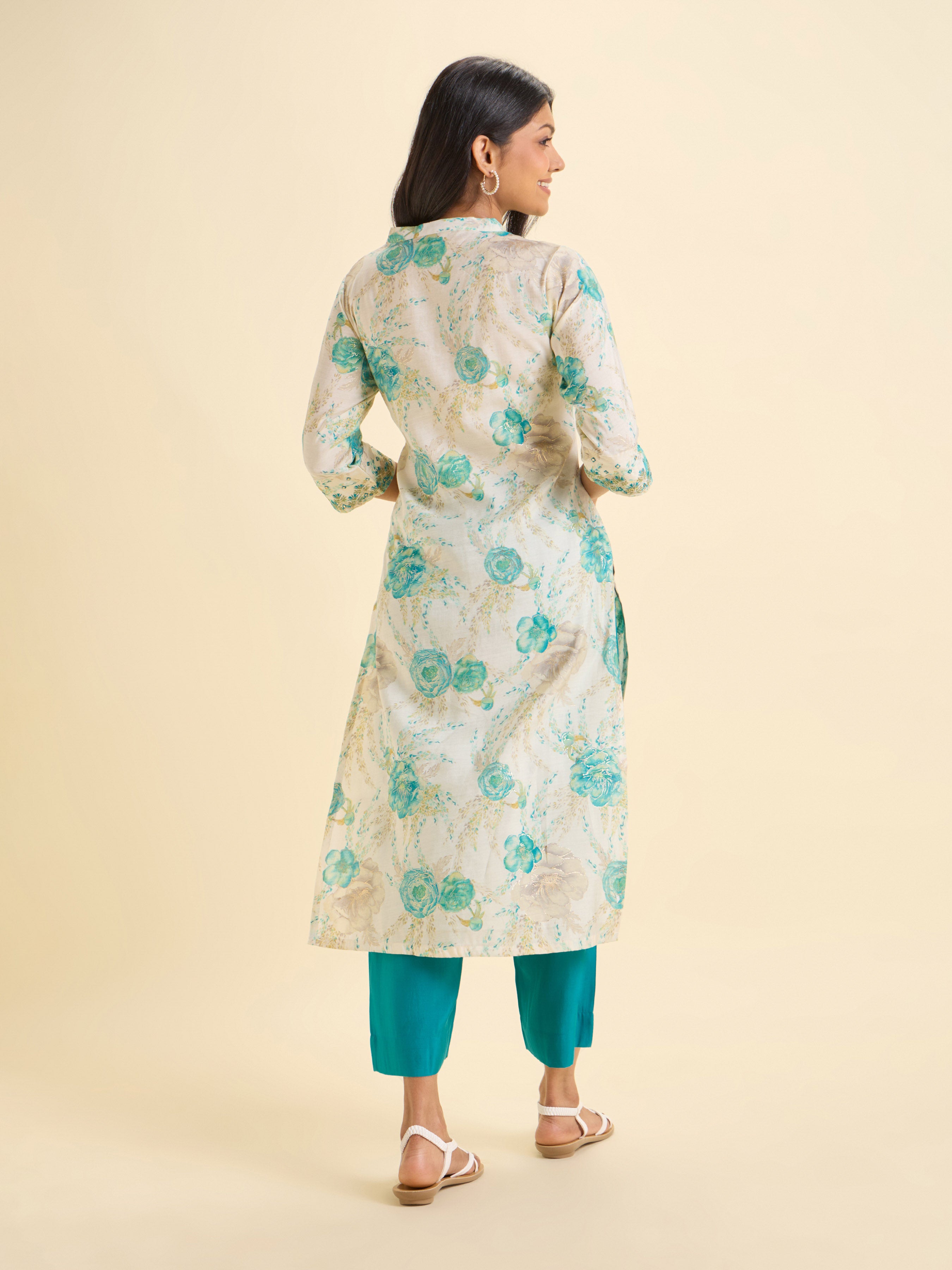 Ivory Multi Colour Viscose Blend Slitted Kurti Set With Embroidery Mirror Work