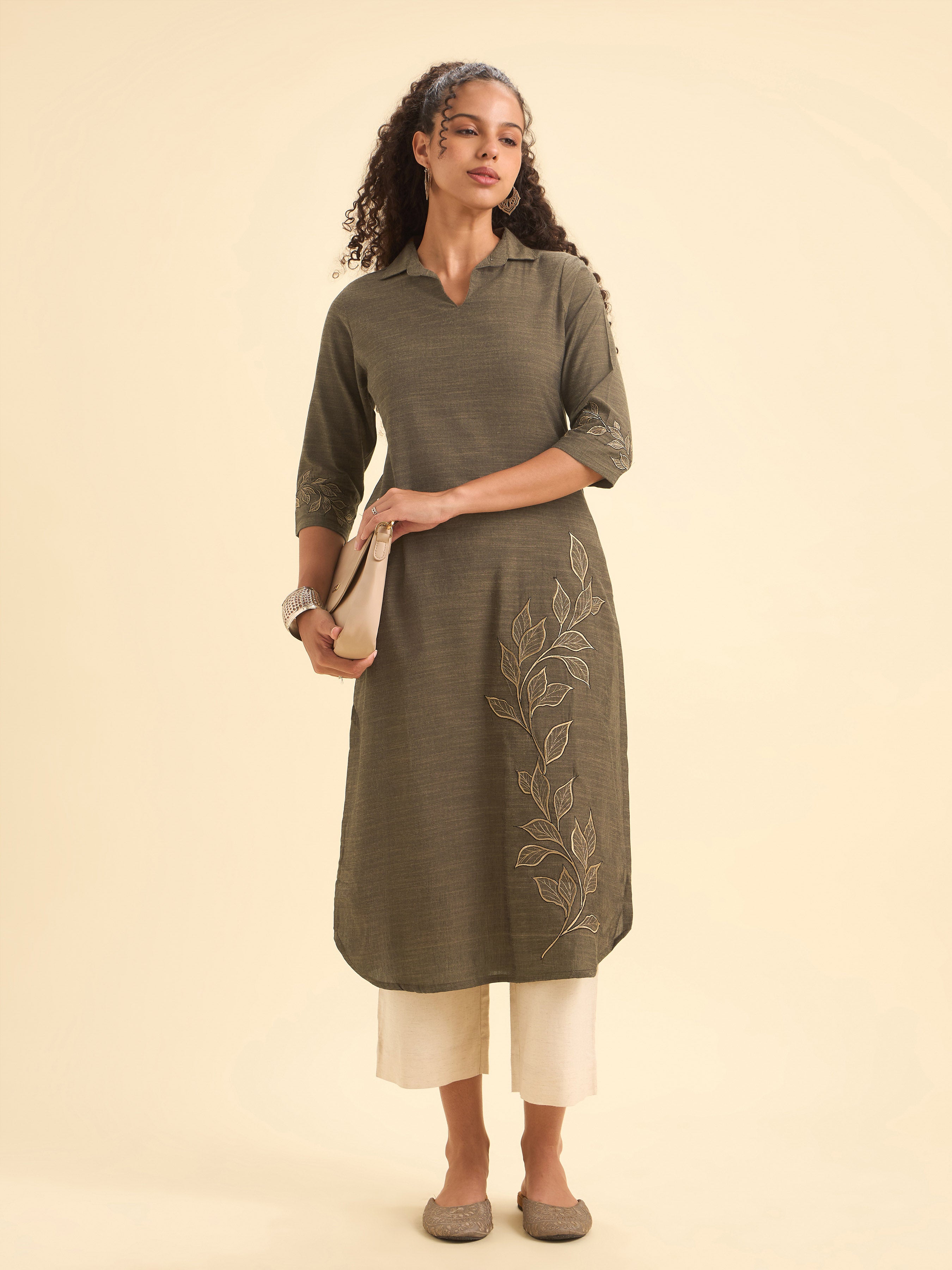 Mud Grey Cotton Viscose Slited Kurti With Embroidery