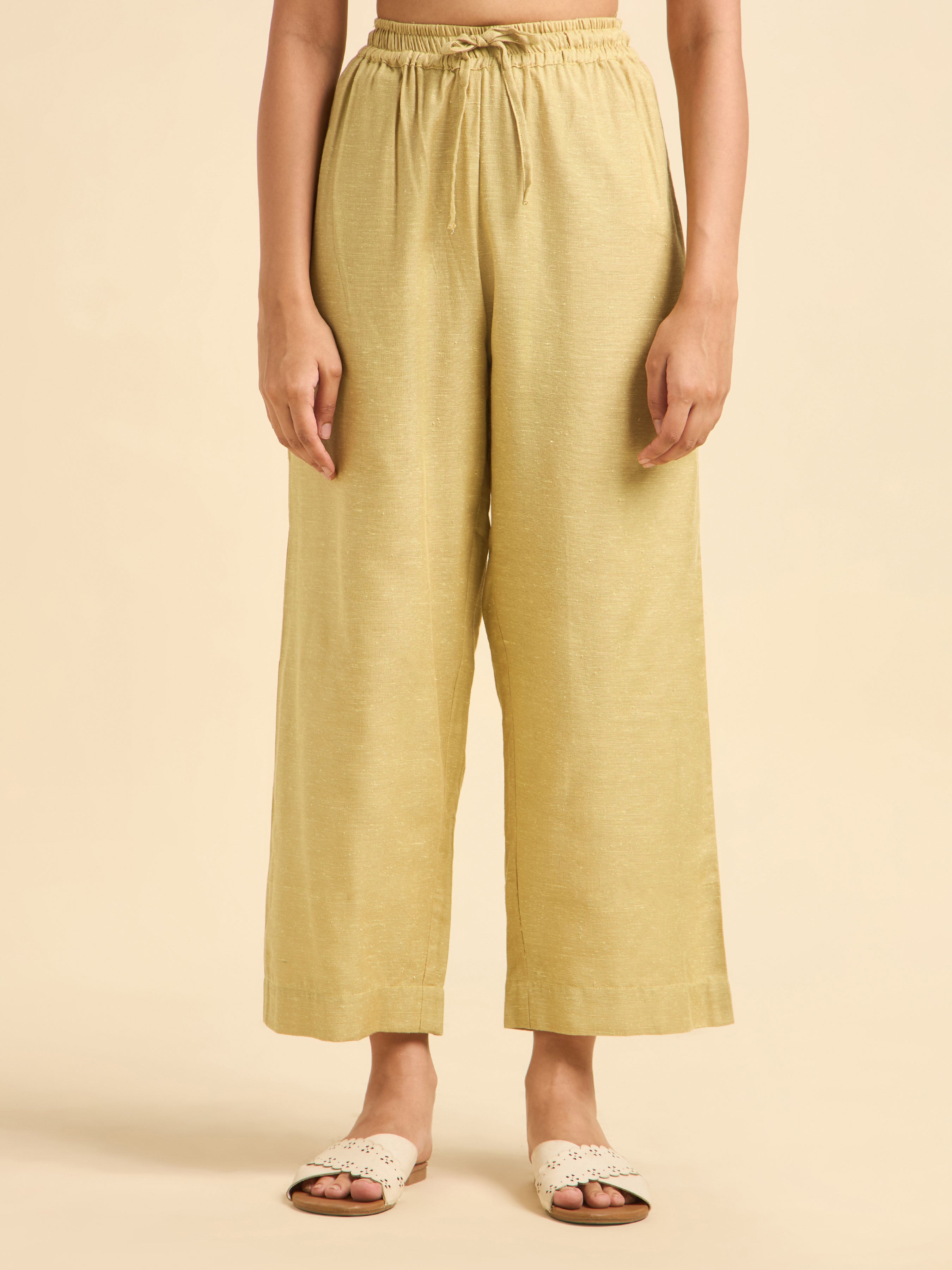 Yellow White Cotton Dobby Plain Princesscut Kurti Set With Back Yoke