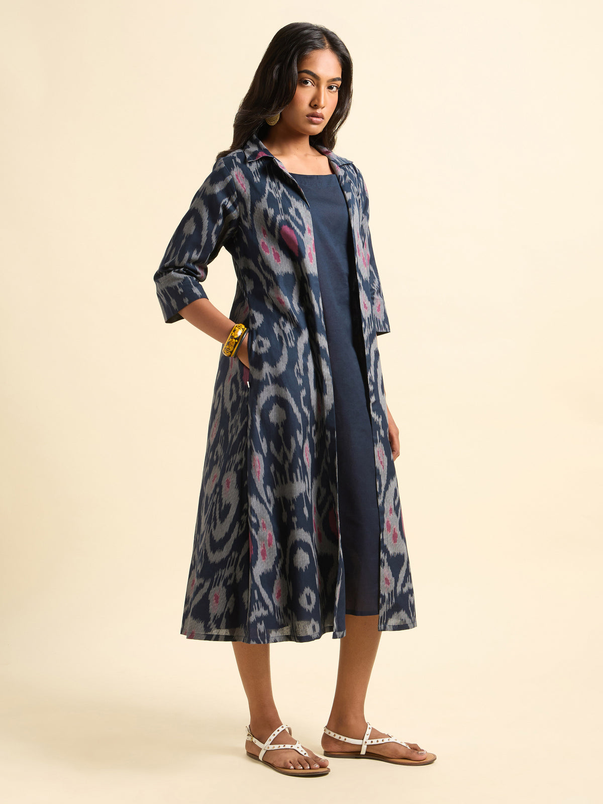 Navy Blue Multi-Colour Cotton Flax Printed Kurti With Separate Sleeveless Inner