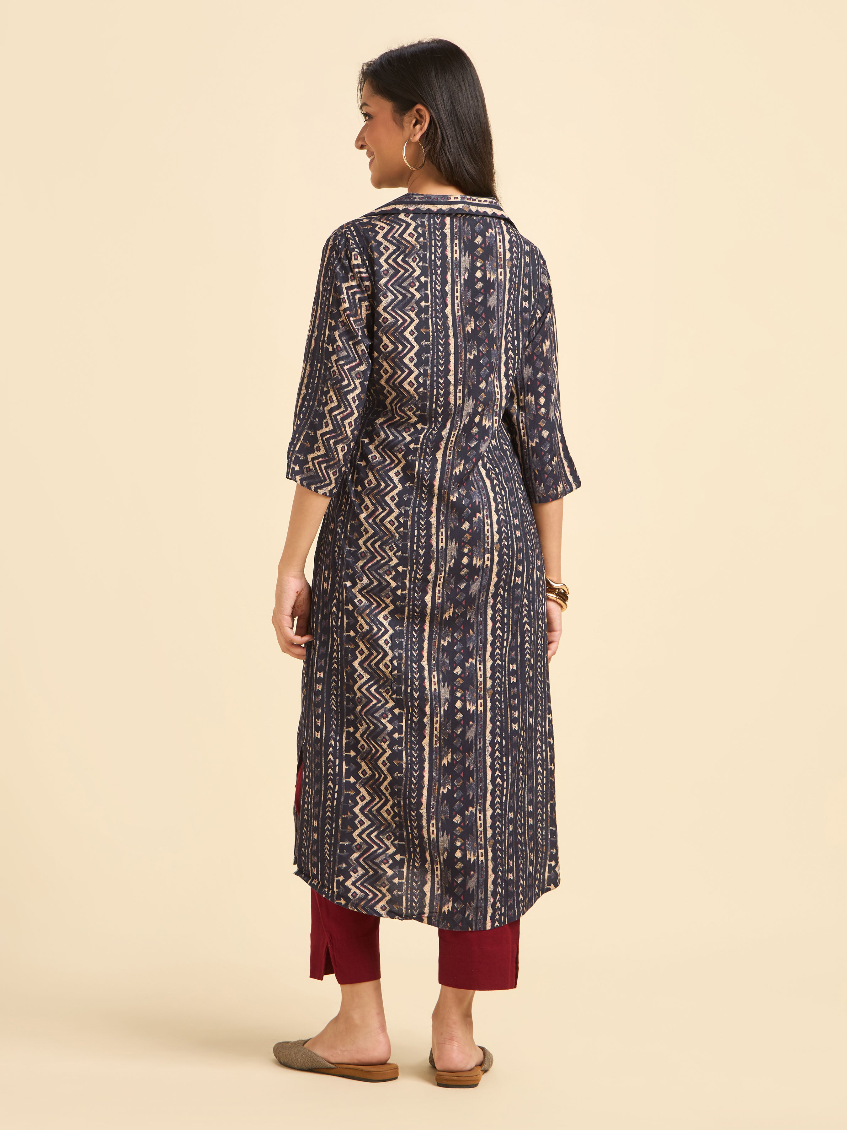 Navy Blue Multi Colour Viscose Printed Kurti With Contrast Buttons