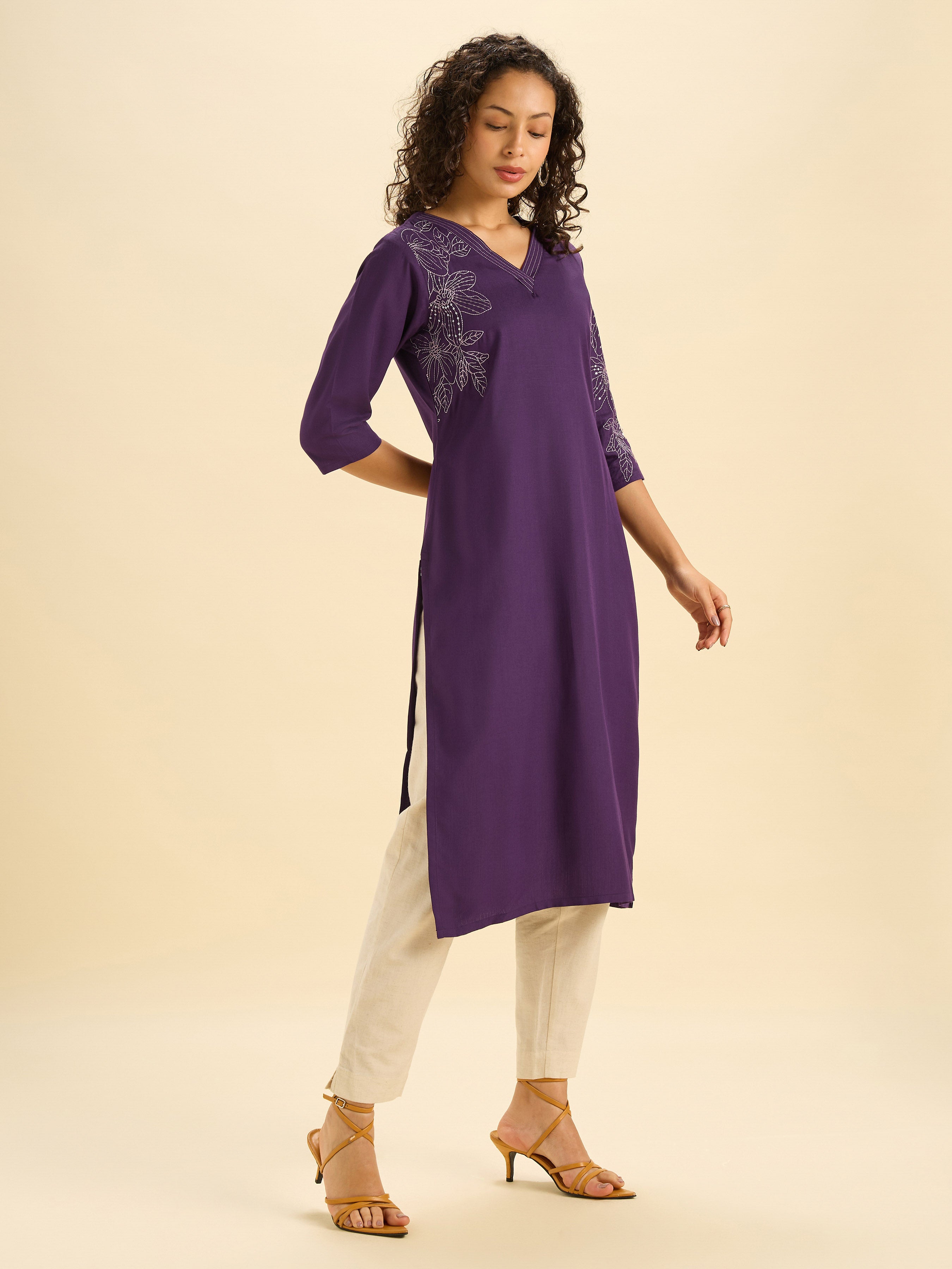 Purple Viscose Blend Slit Kurti With Embroidery And Sequins
