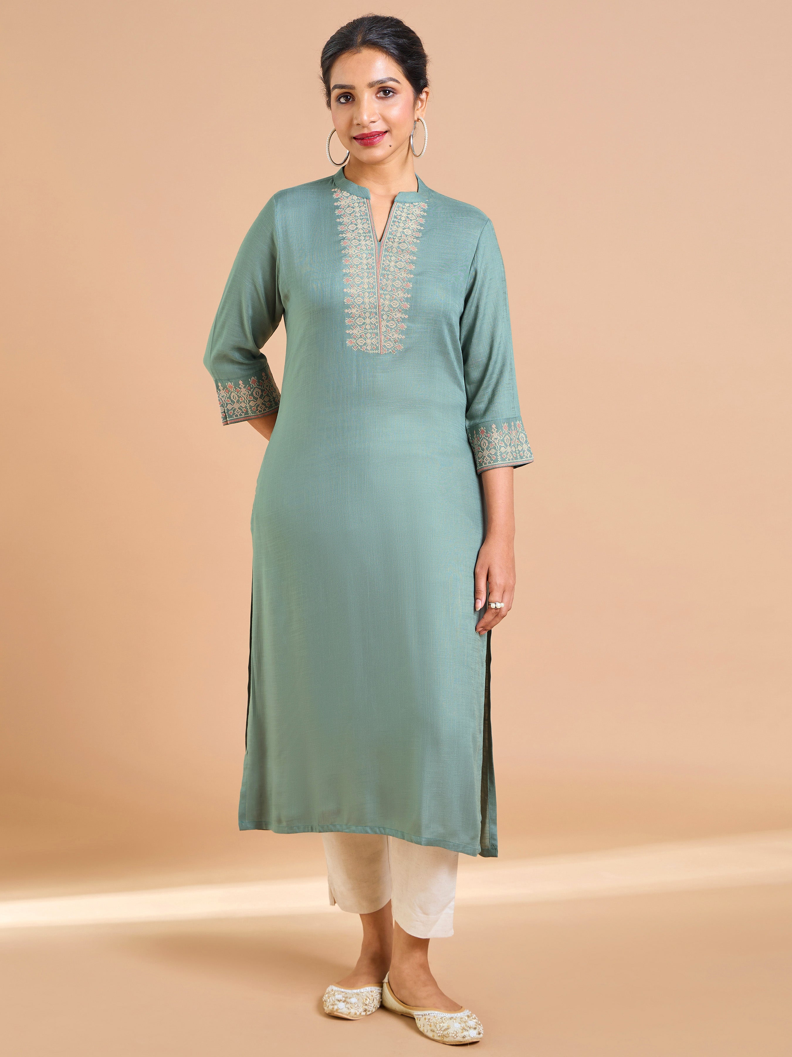 Aqua Green Viscose Slub Kurti With Embroidery