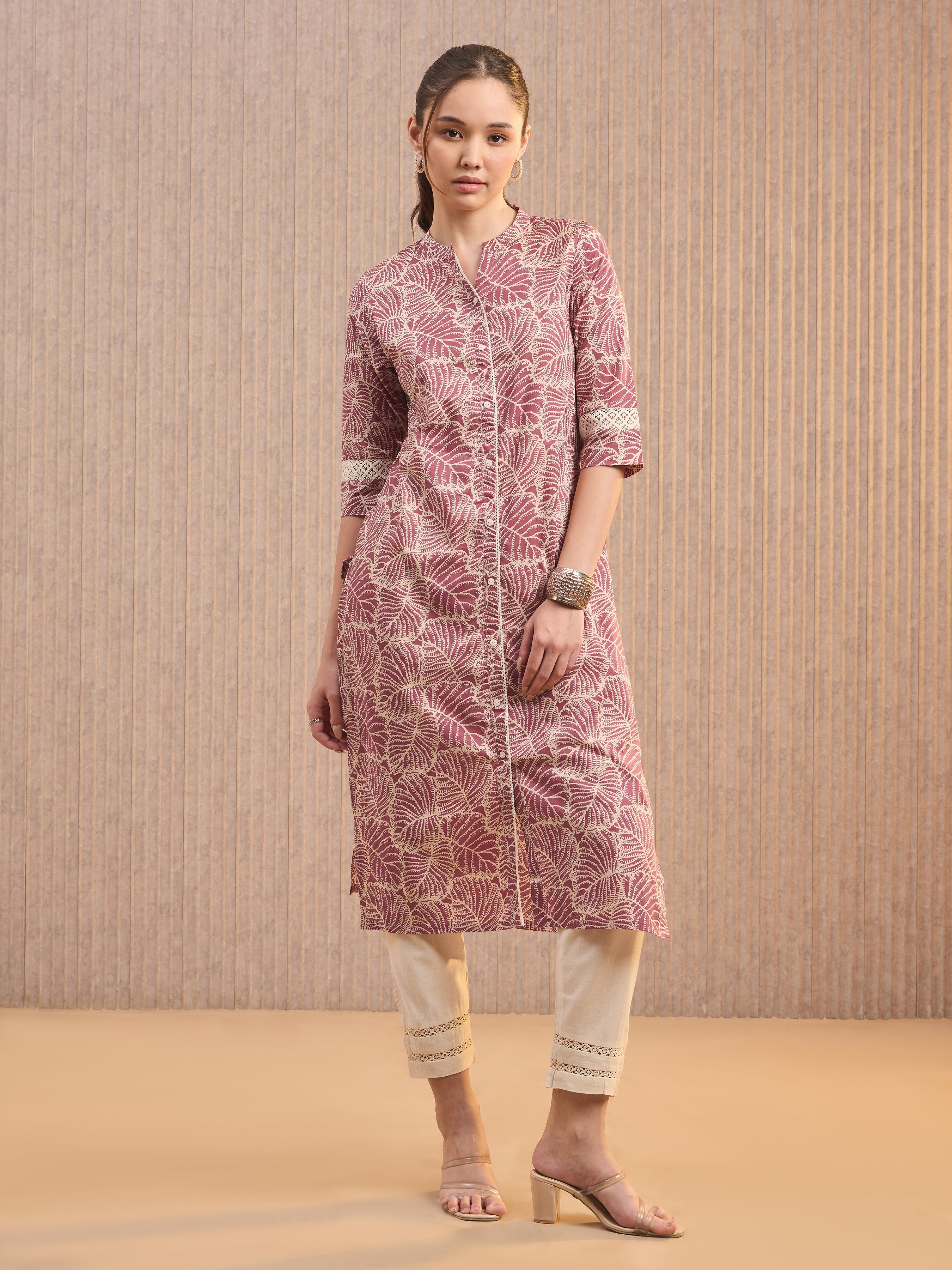 Onion Pink Pure Cotton Printed Kurti With Lace