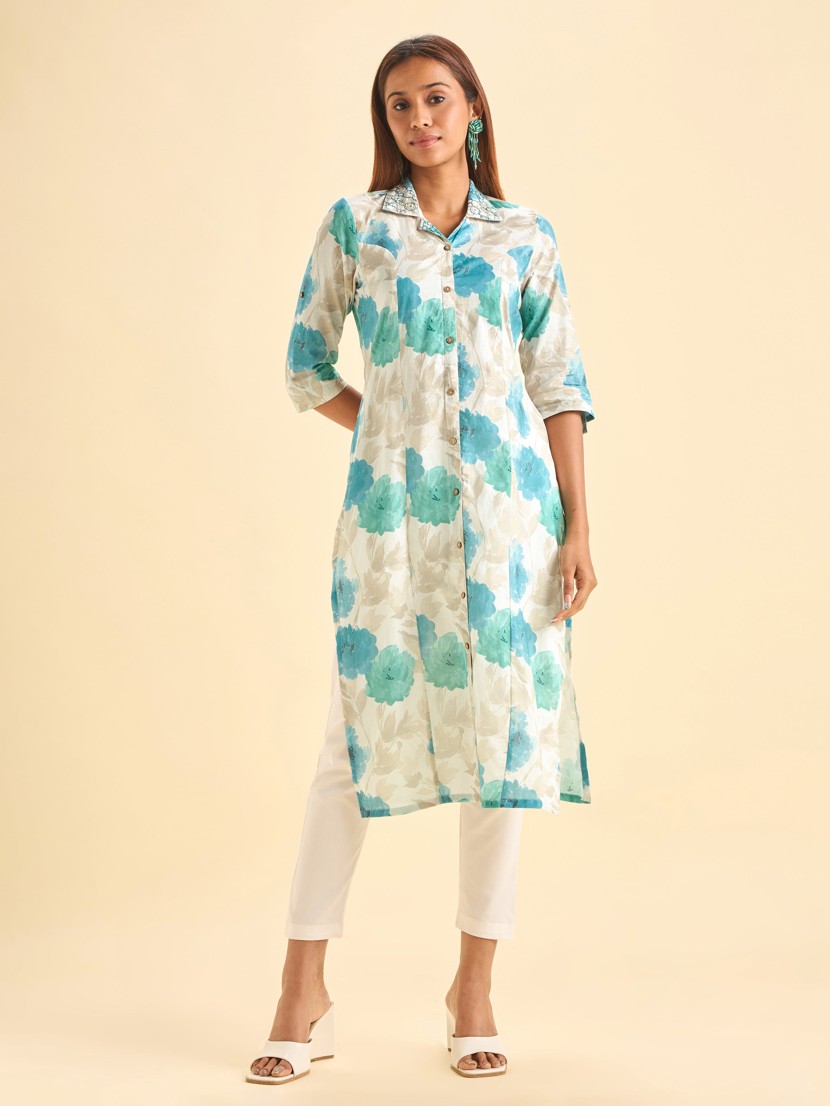 Ivory And Blue Colour Pure Cotton Printed Slited Kurti With Princesscut And Embroidery