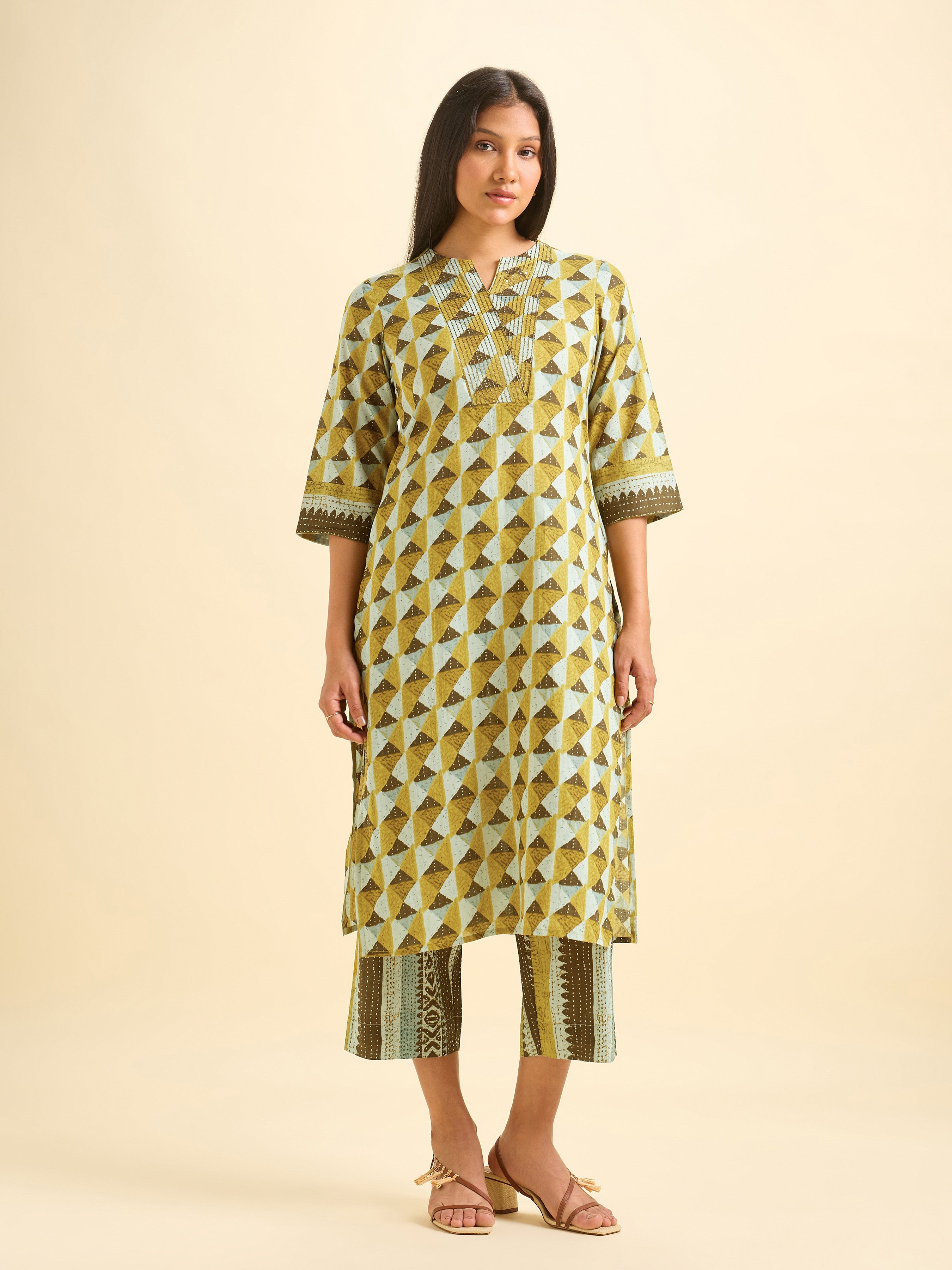 Multi Colour Cotton Printed Kurti Set With Sequins Embroidery