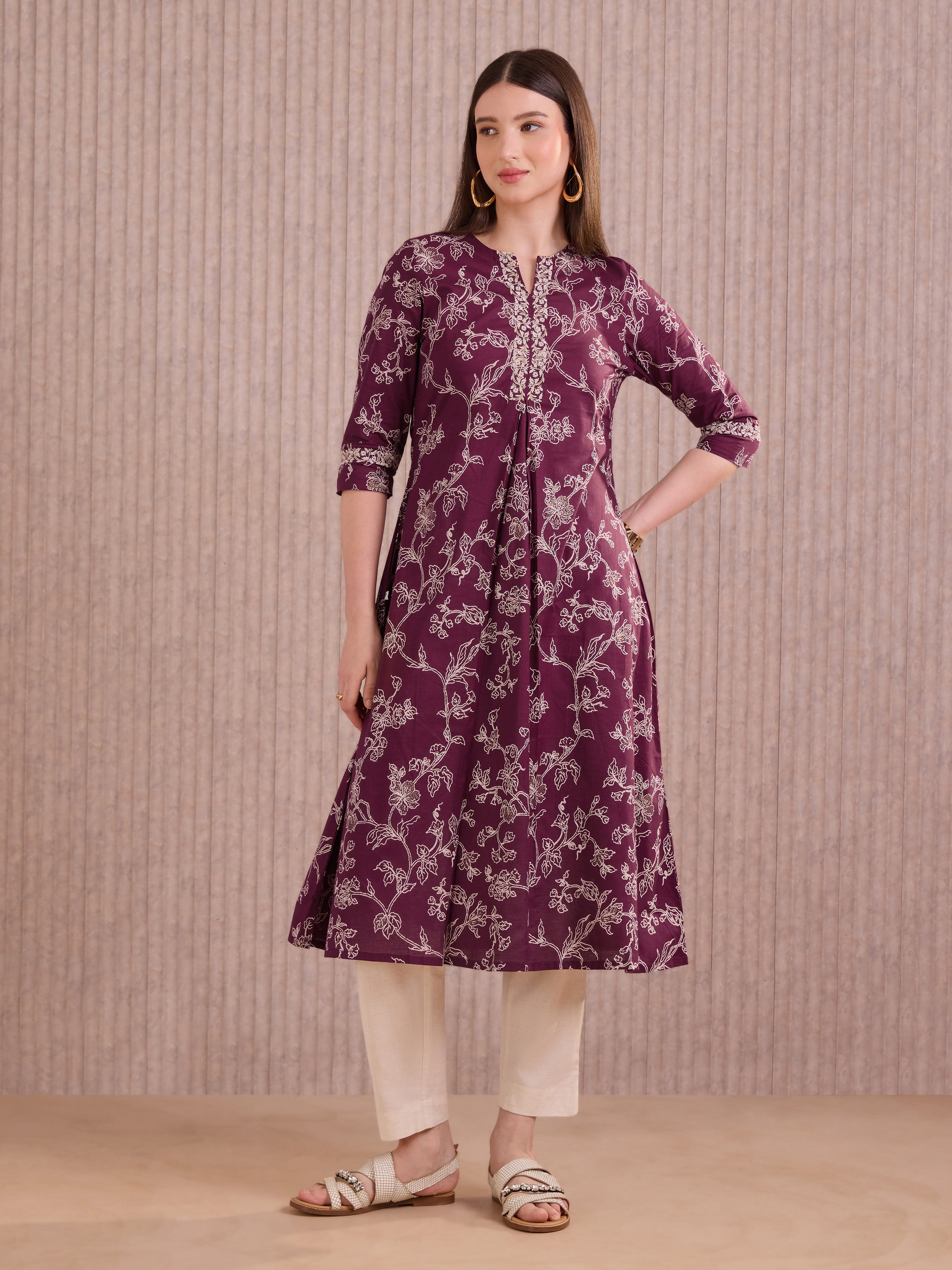 Wine Red Pure Cotton Foil Printed Kuti With Embroidery