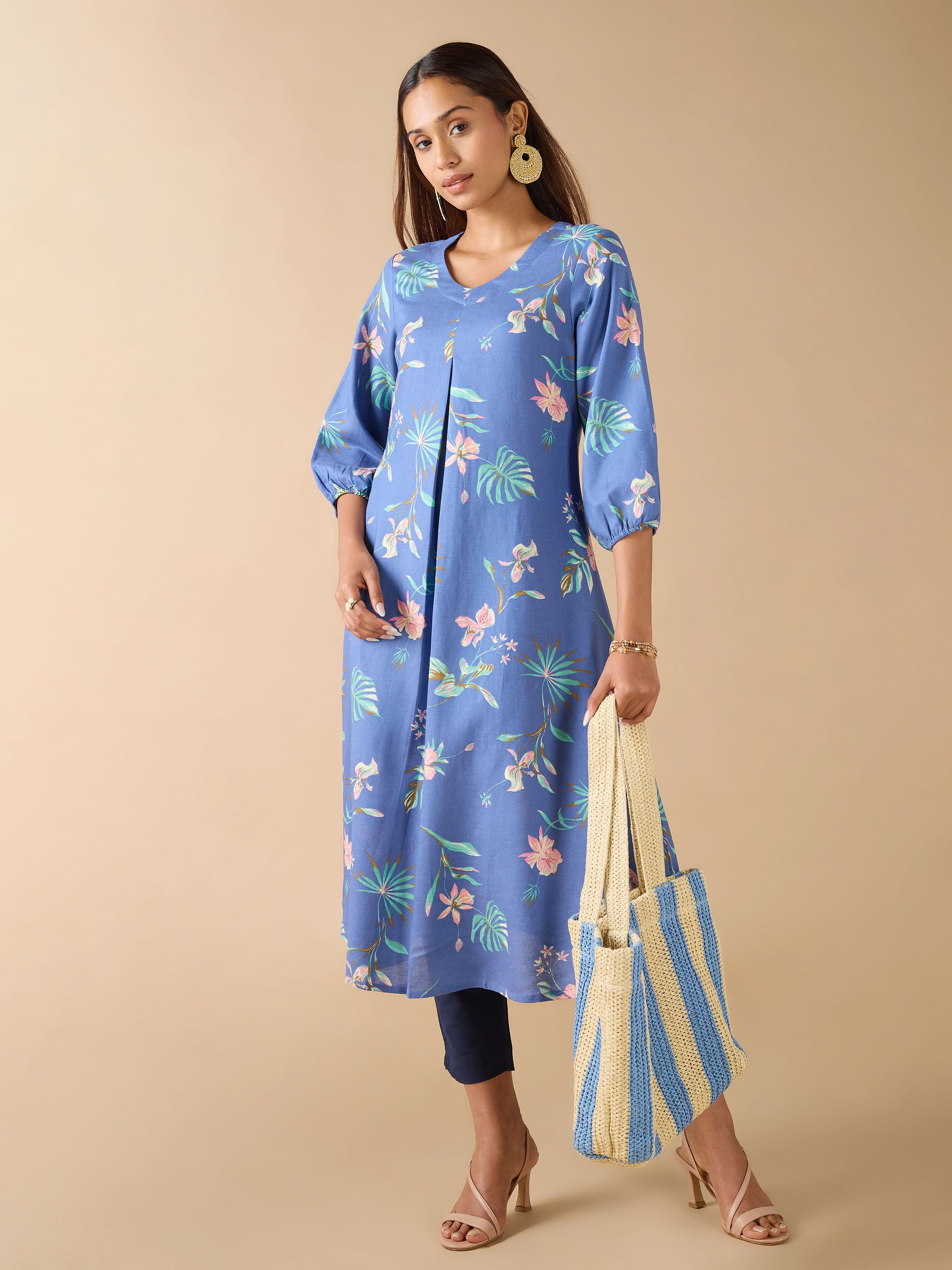 Blue Viscose  Flax Kurti With Floral Print