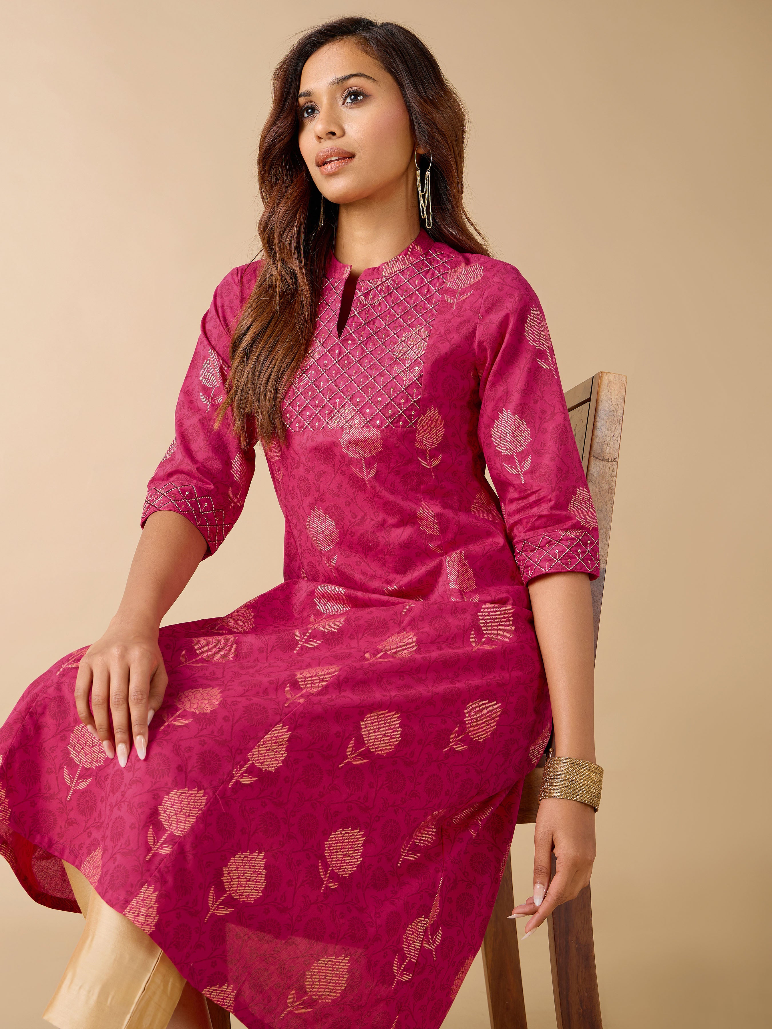 Majenta Pure Cotton Foil Printed Kurti With Sequins And Jari Work