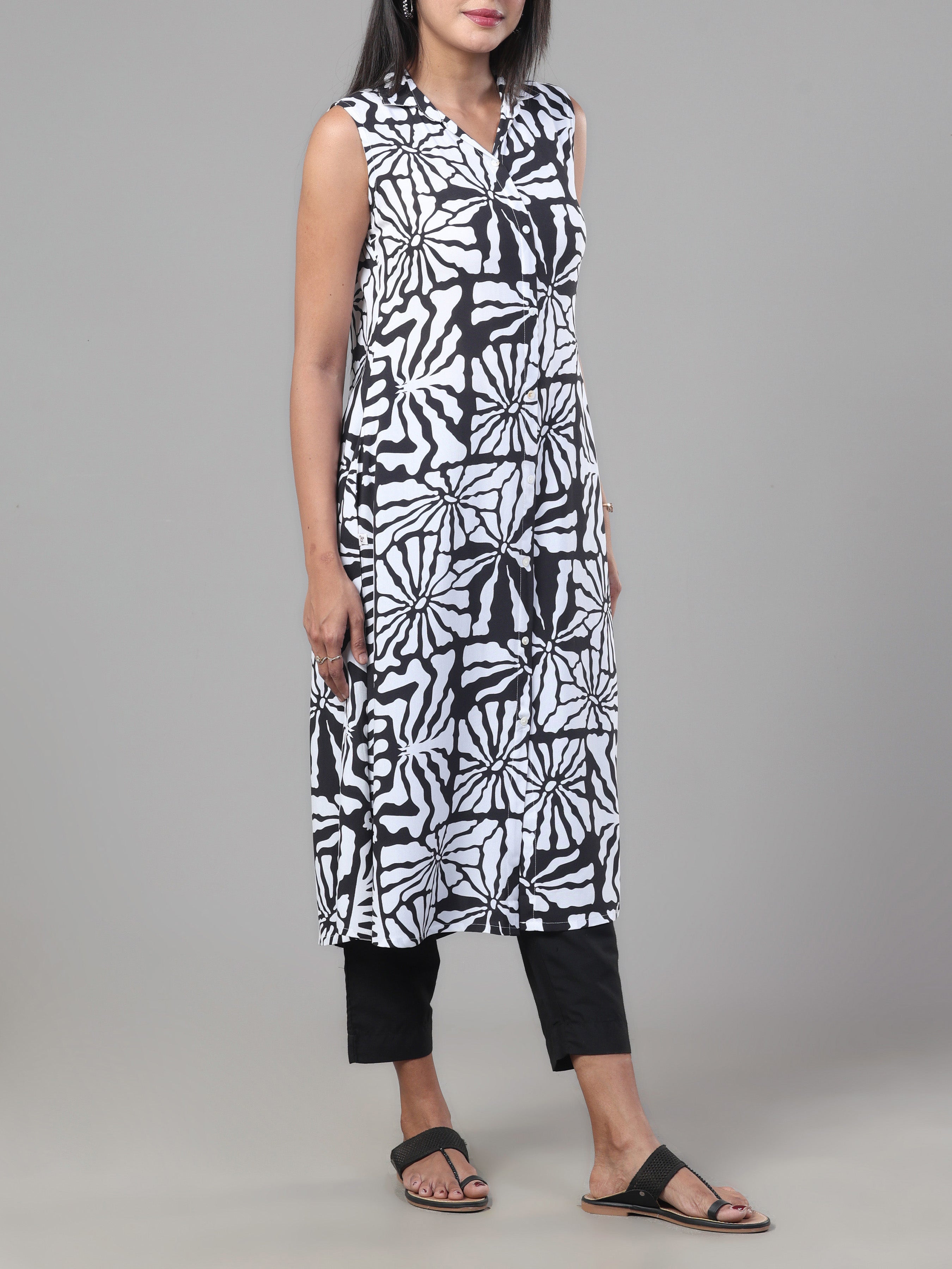 Black And White Viscose Printed Kurti