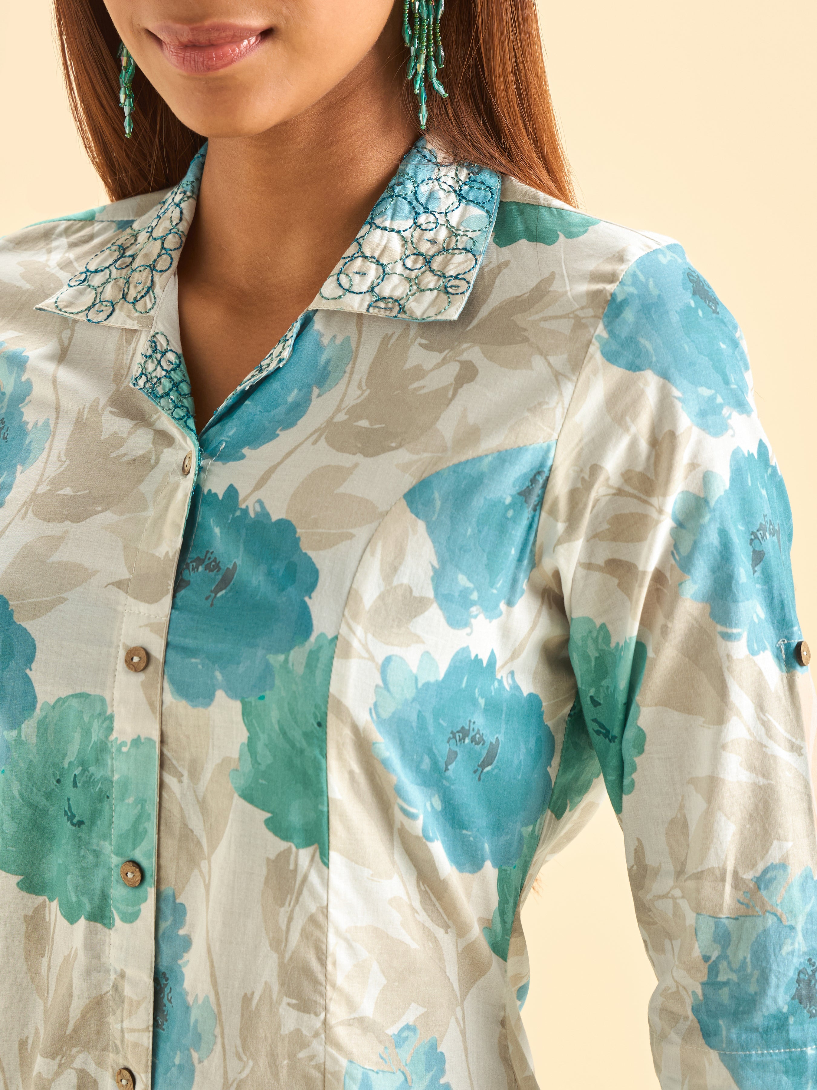 Ivory And Blue Colour Pure Cotton Printed Slited Kurti With Princesscut And Embroidery