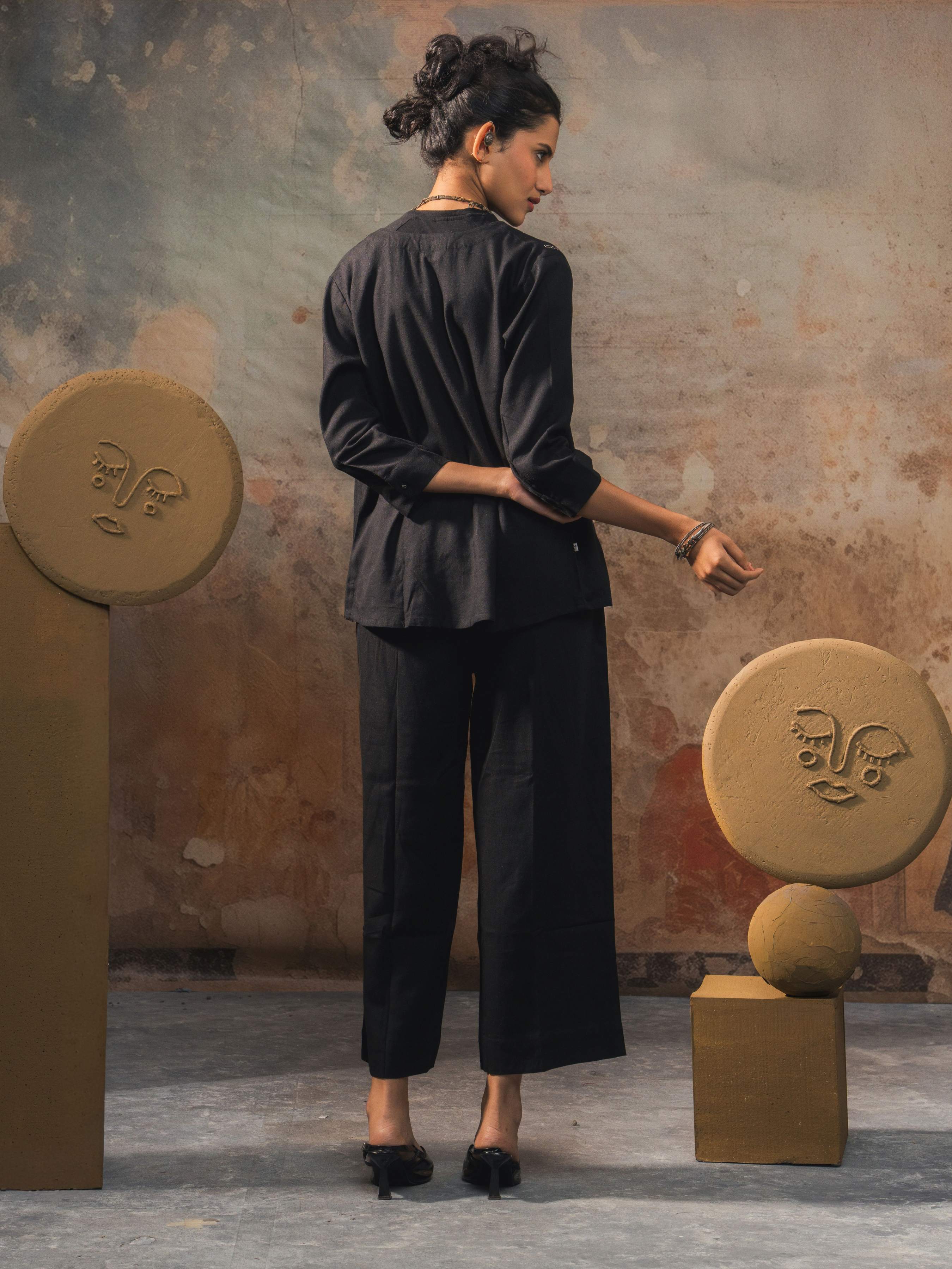 Black Viscose Linen Plain Tunic Set With Embroidery