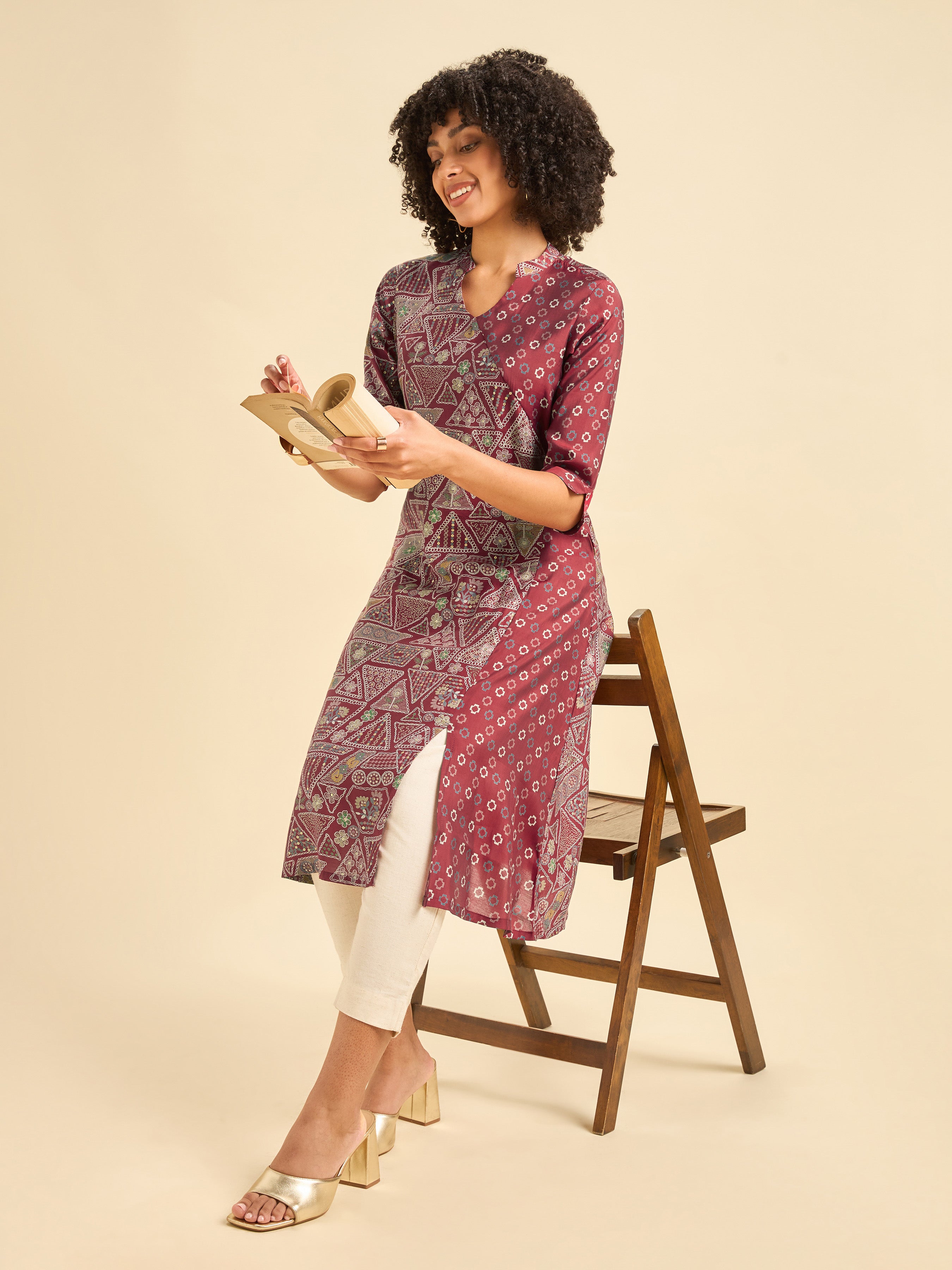 Meroon Modal Chanderi Side Panel Printed Kurti