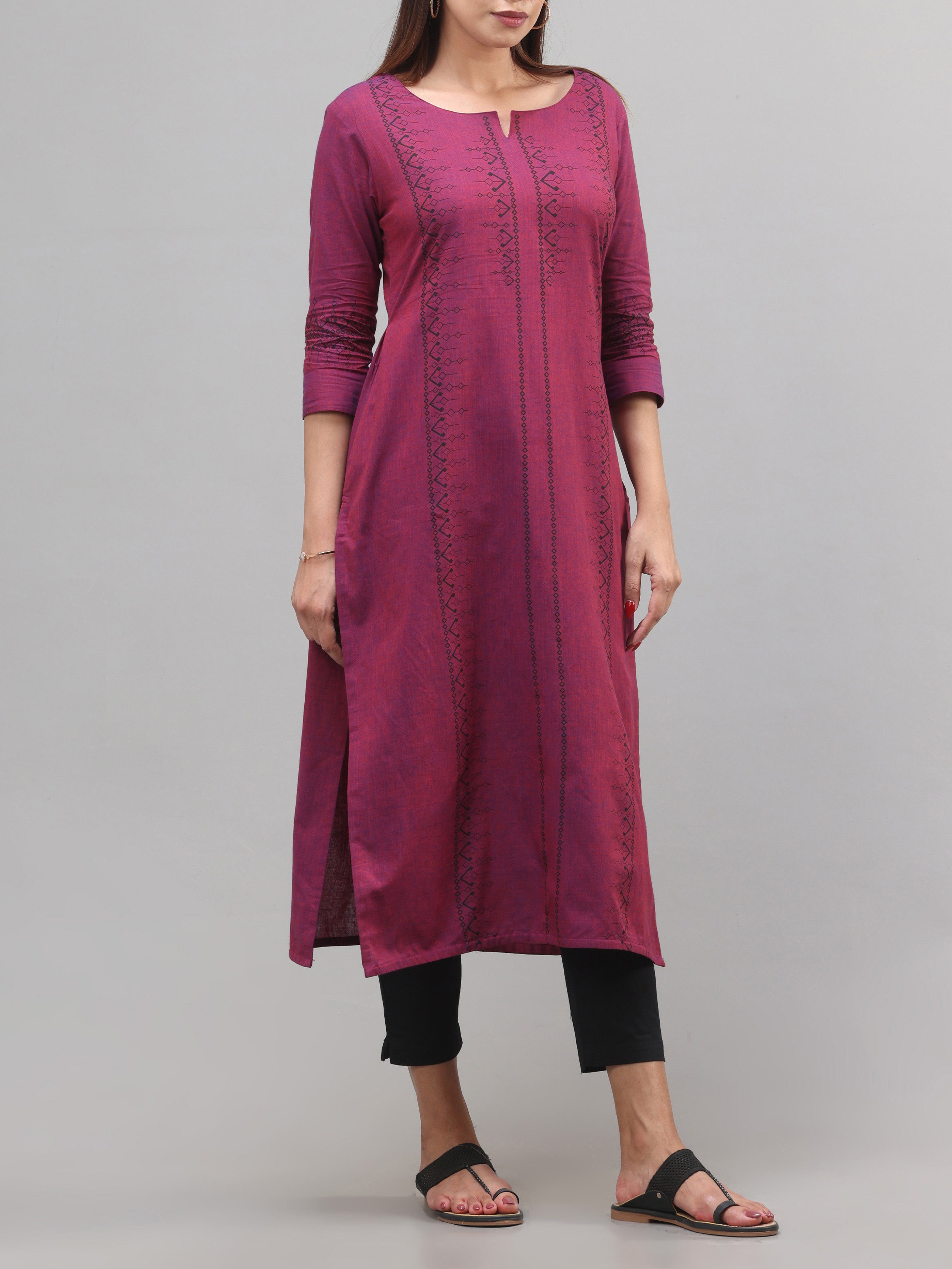 Majenta Pure Cotton Kurti With Print