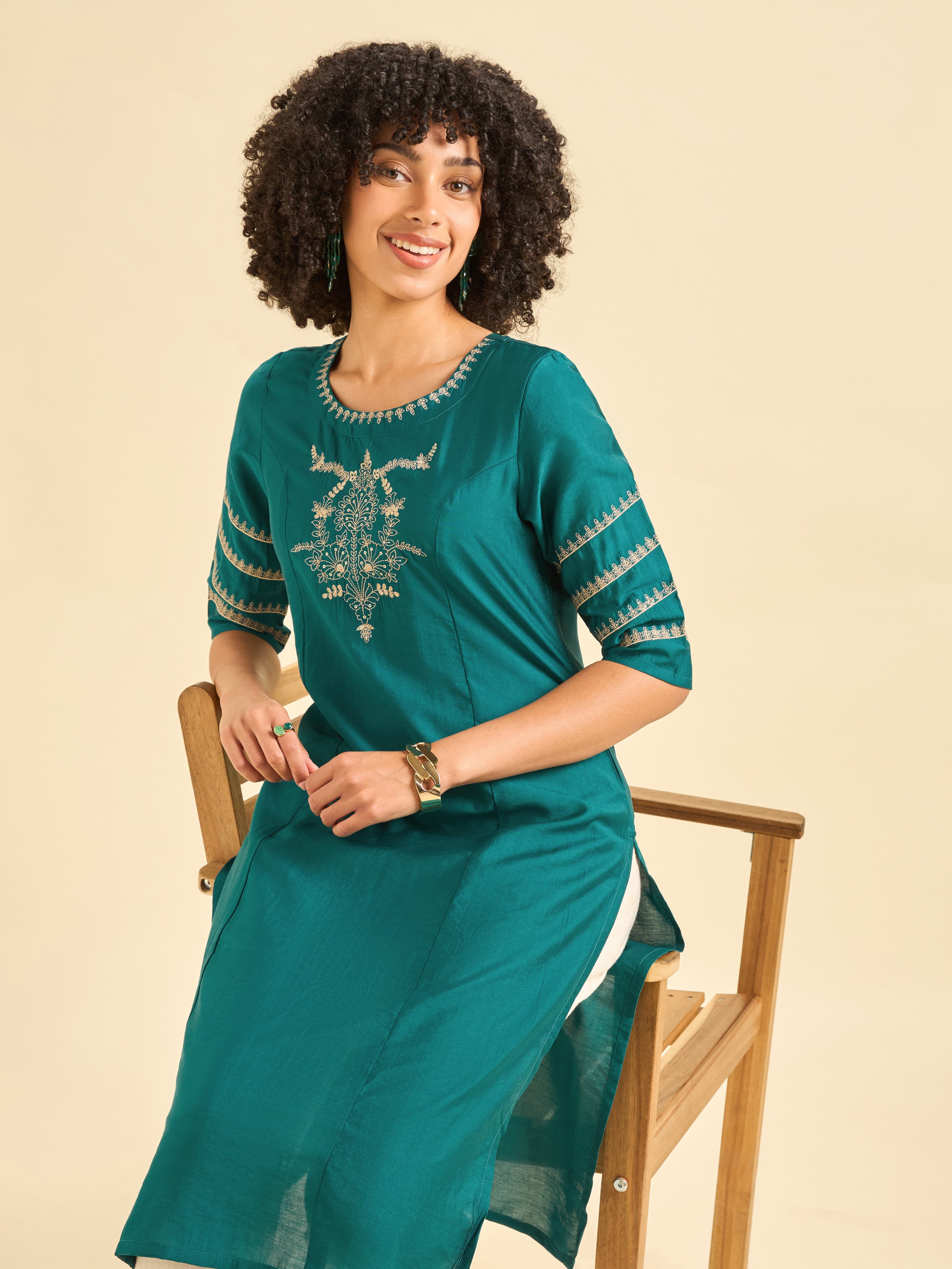 Teal Viscose Blend Plain Slited Kurti With Embroidery