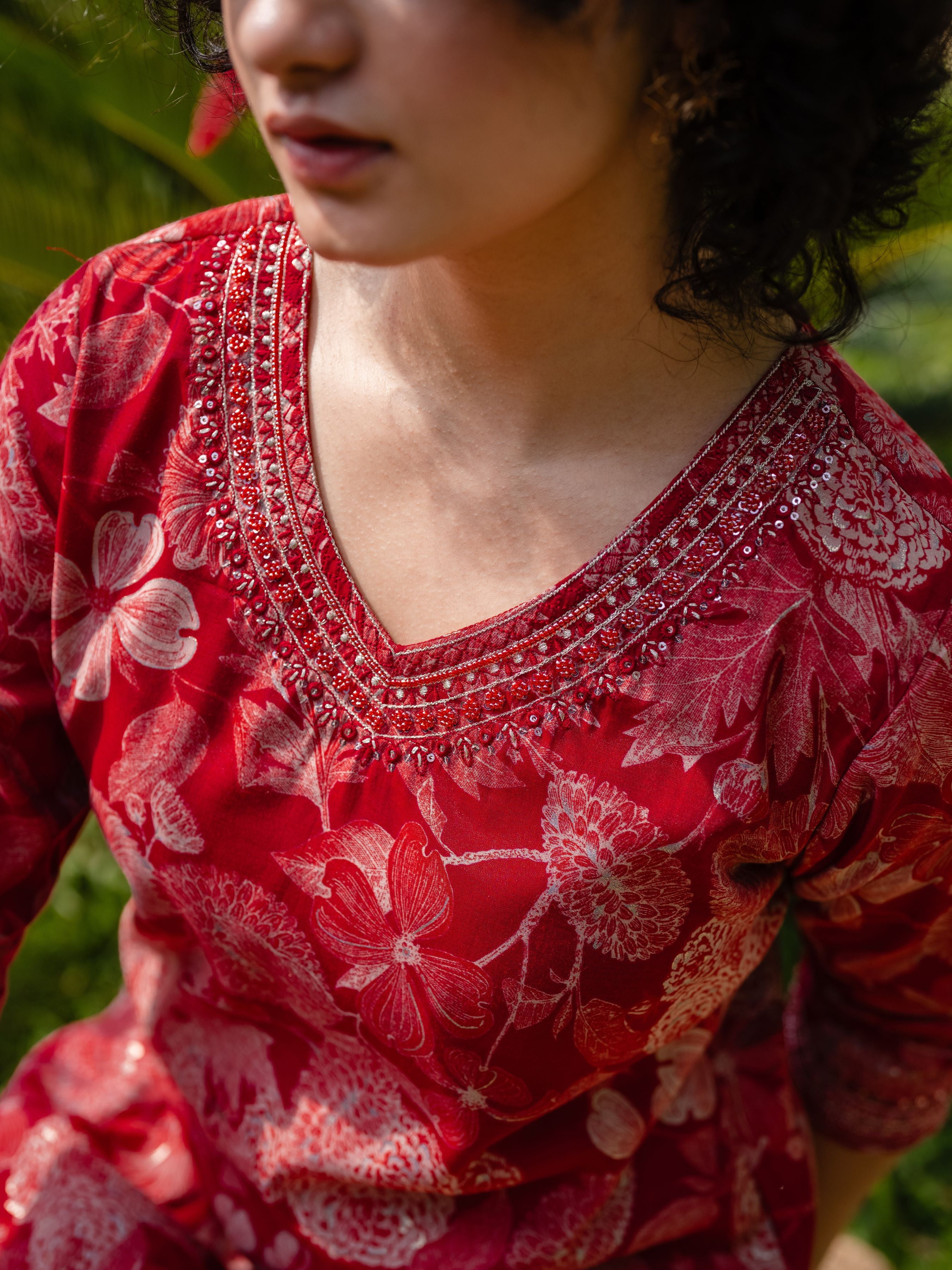 Majenta Modal Chanderi Floral Printed Kurti Set With Hand Work