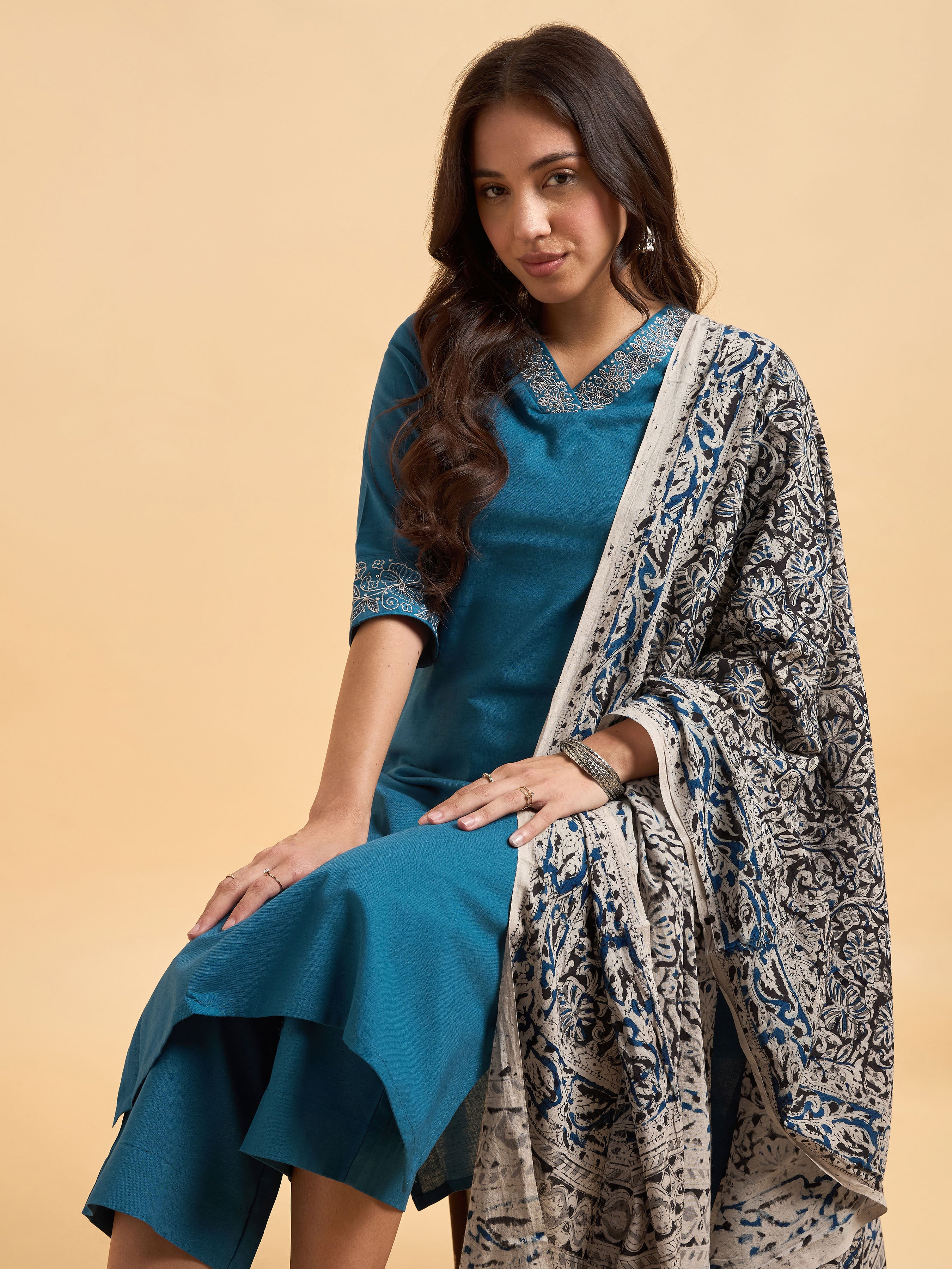 Classic Blue Cotton Flax Plain Kurti Set With Kalamkari Dupatta And Sequence Embroidery