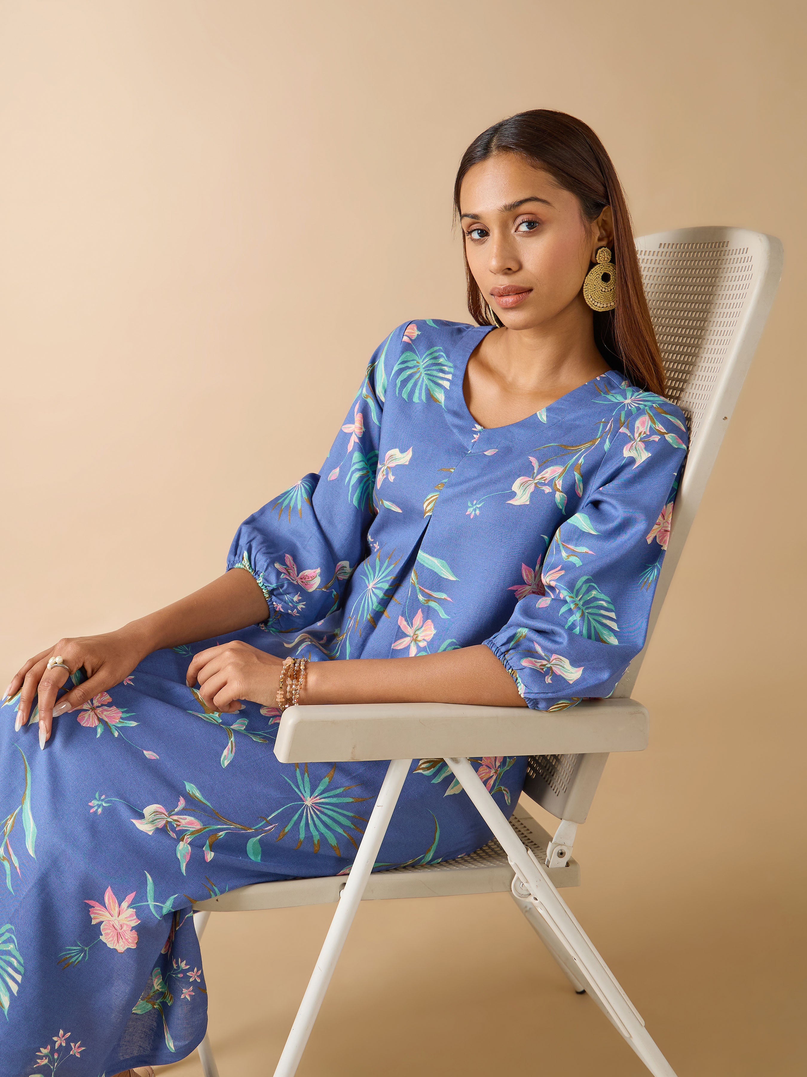 Blue Viscose  Flax Kurti With Floral Print