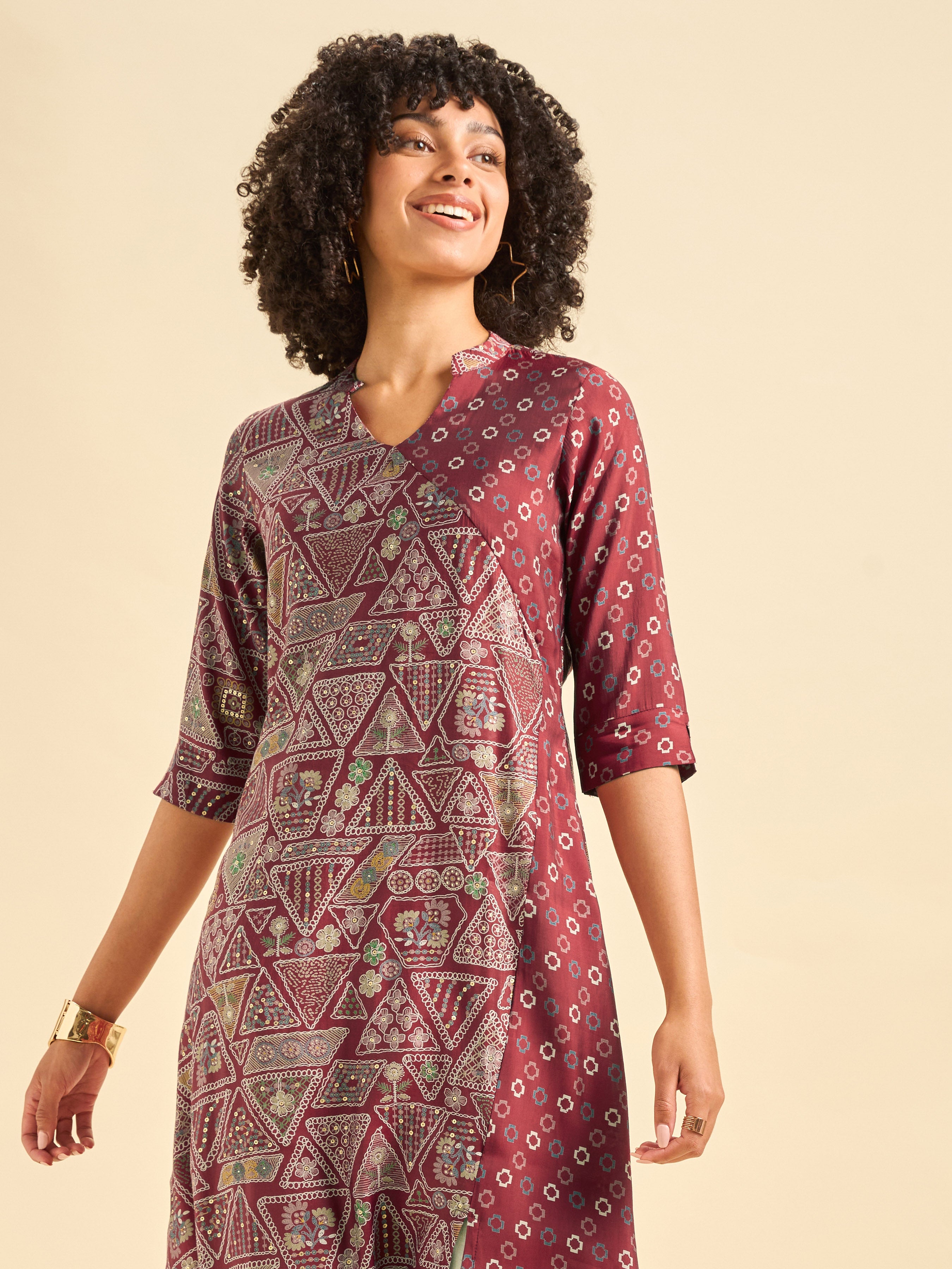 Meroon Modal Chanderi Side Panel Printed Kurti