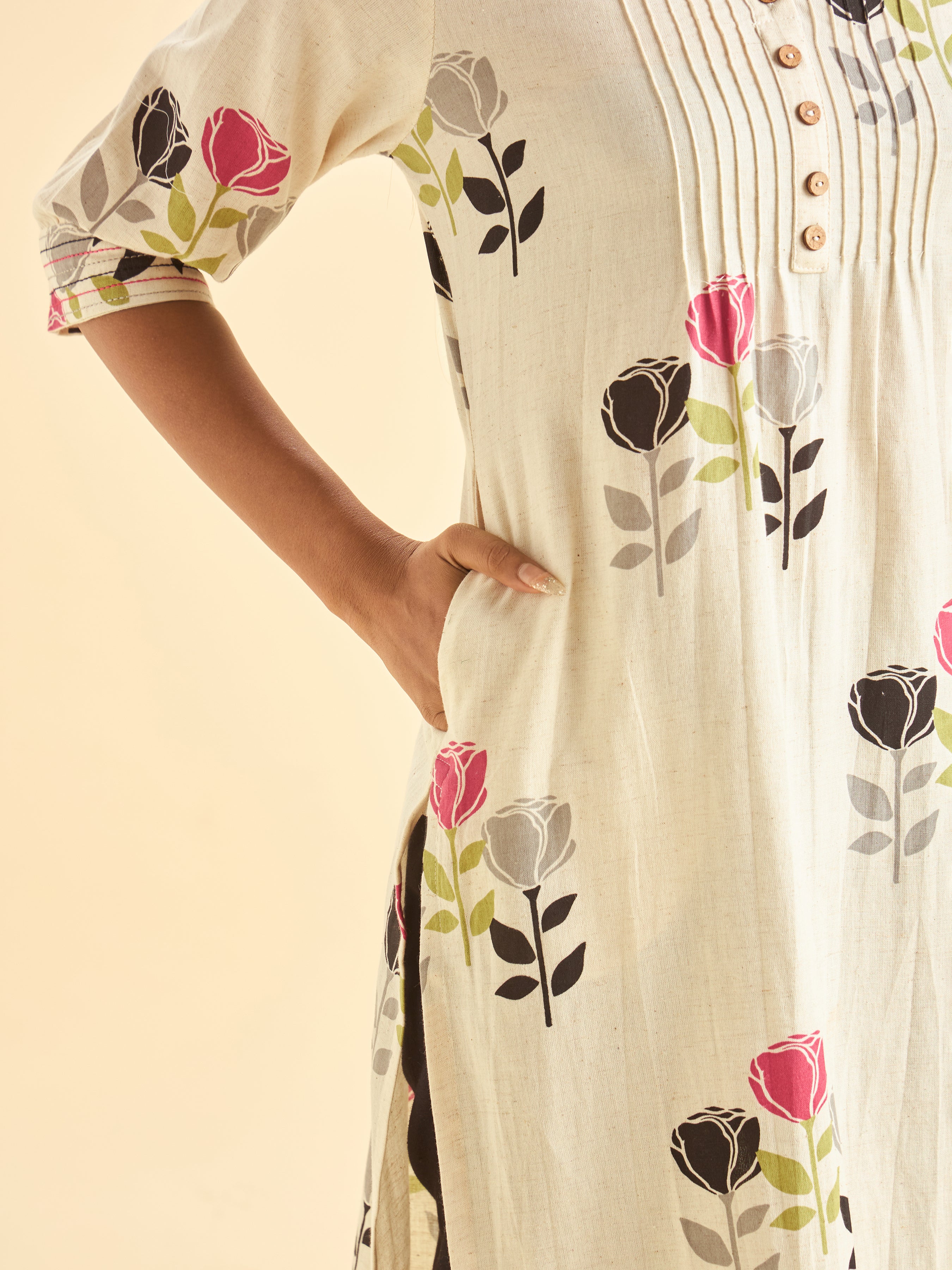 Multicolour Cotton Flax Printed Slited Kurti With Embroidery On Sleeves And Pintucks