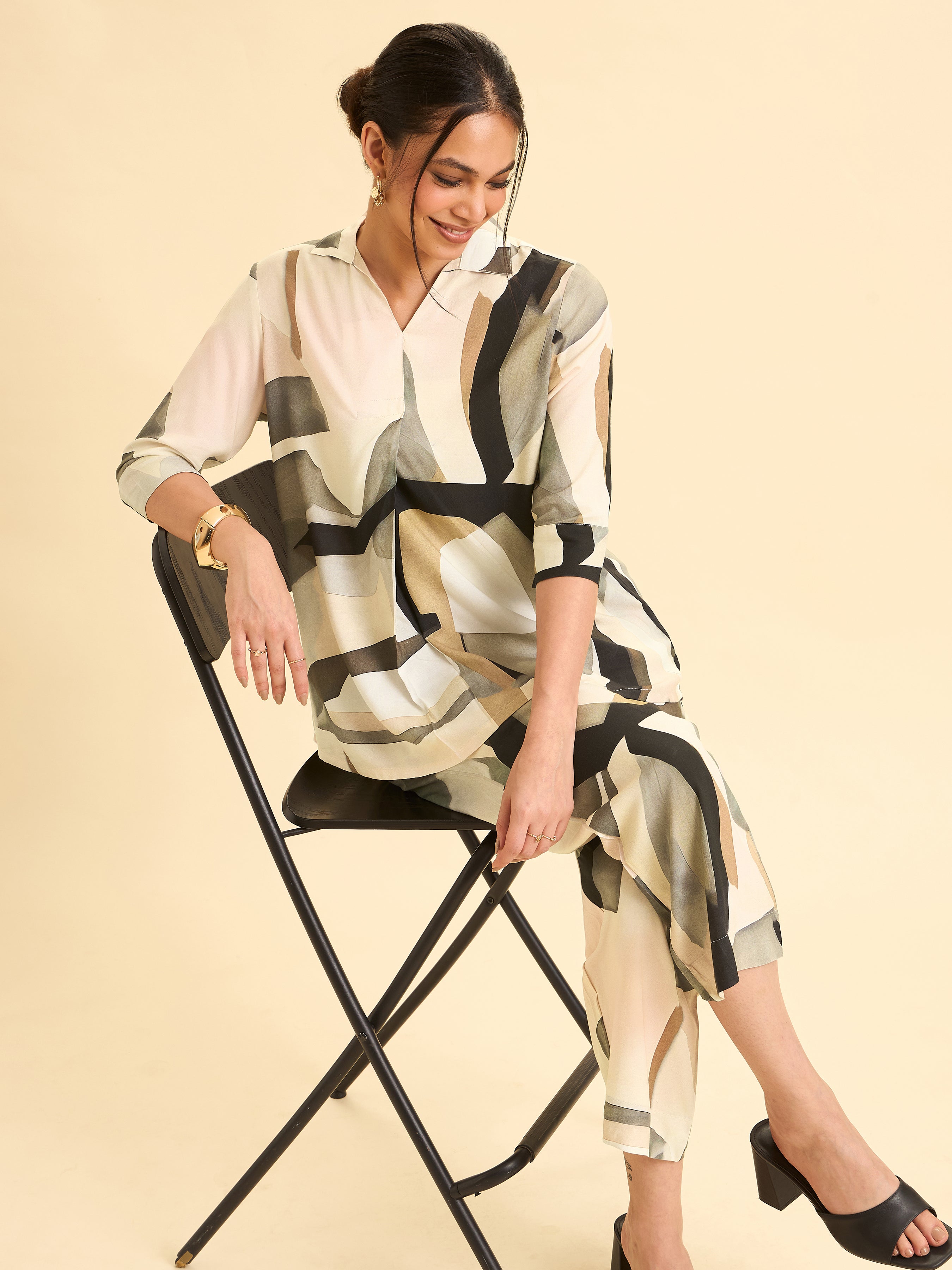 Multi Colour Viscose Printed Tunic With Parallel pant