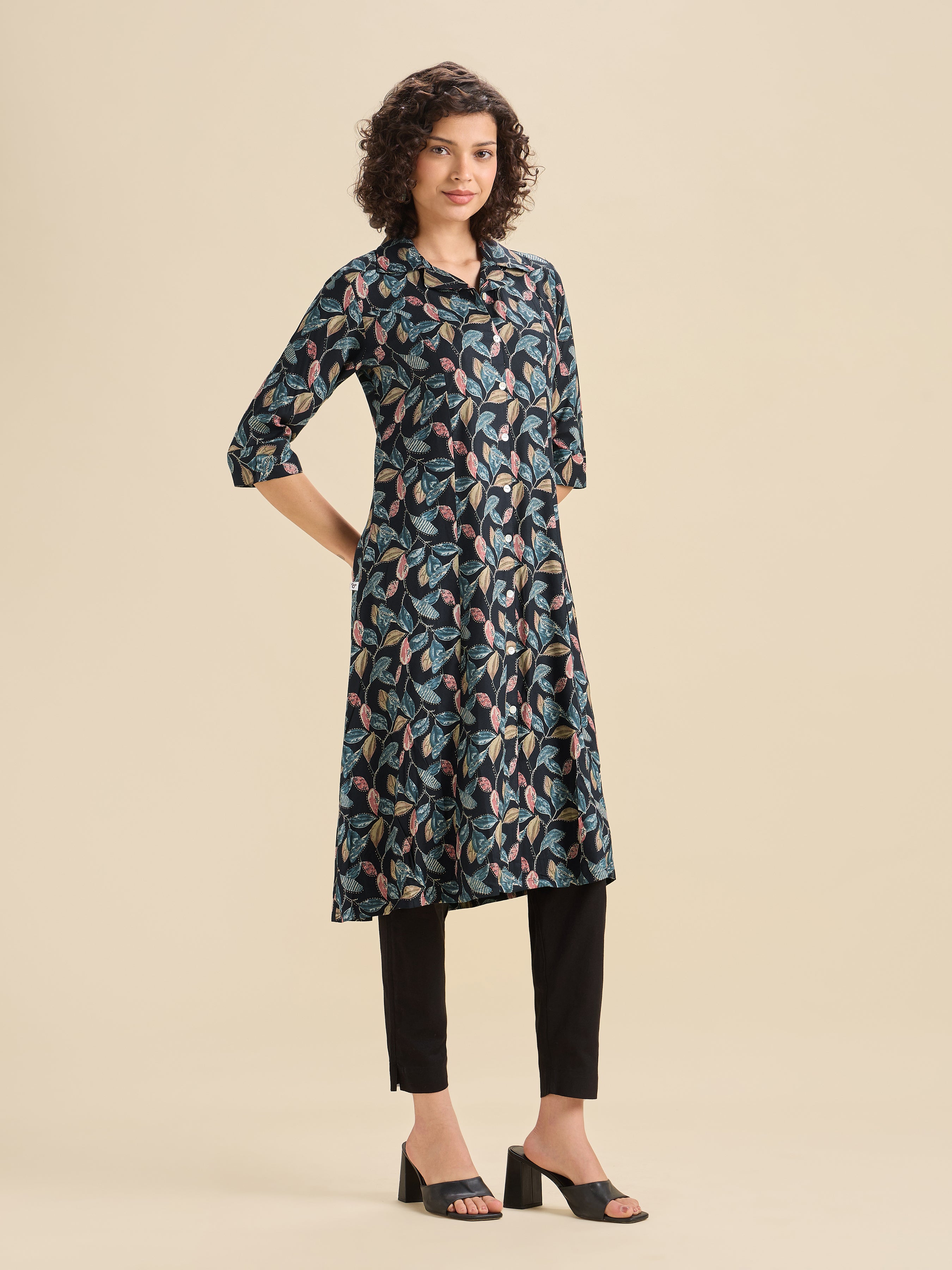 Navy Blue Viscose Printed Kurti With Shirt Collar