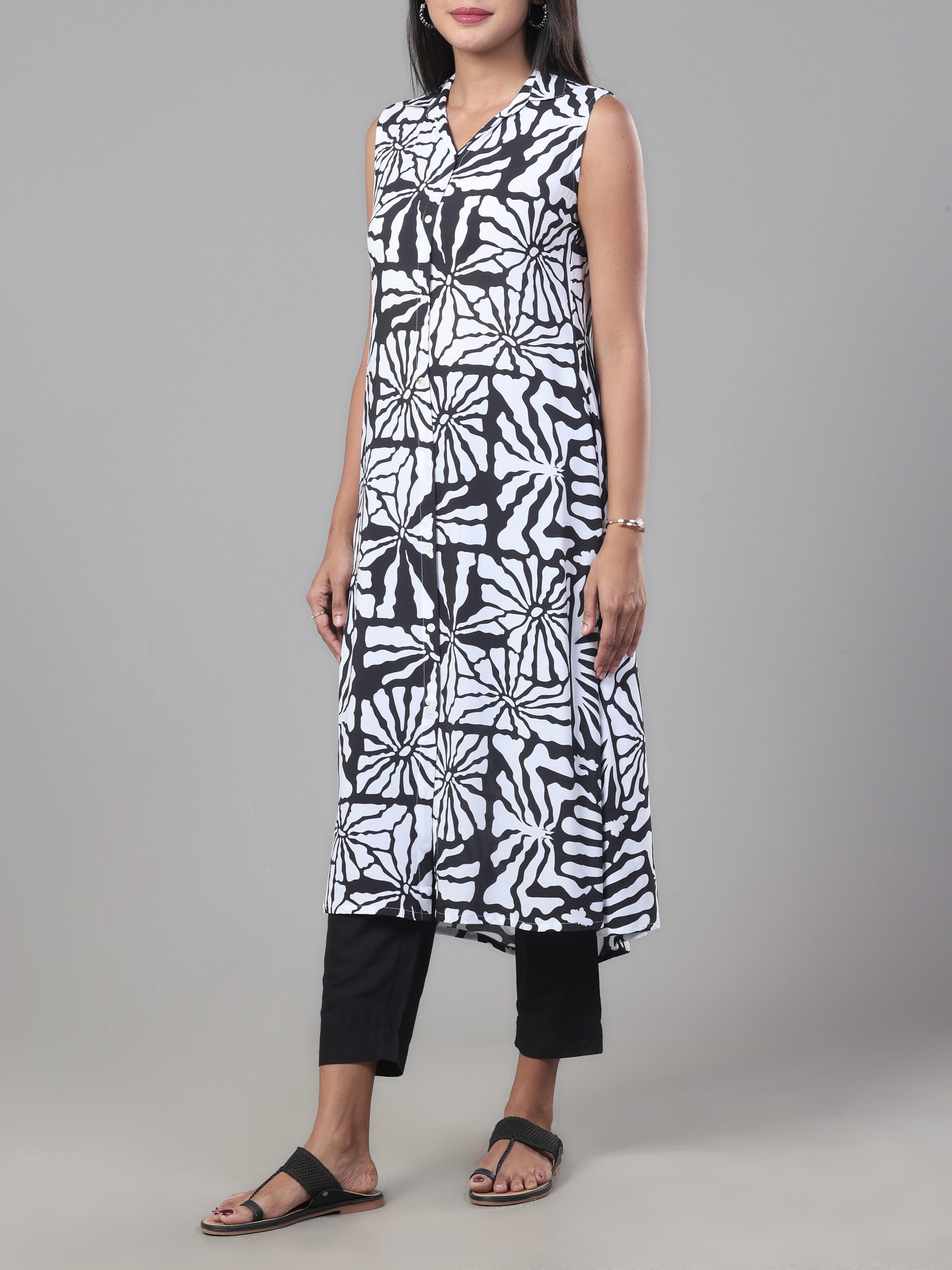 Black And White Viscose Printed Kurti