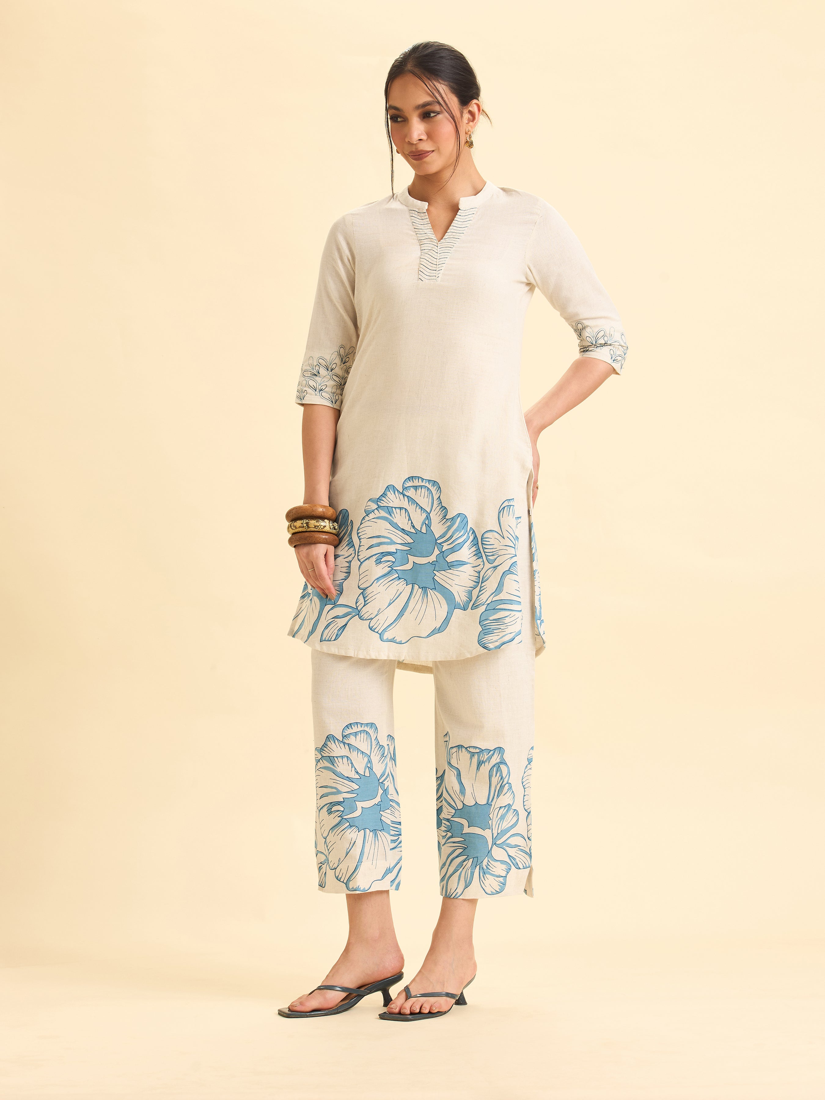 Ivory And Blue Cotton Flax Printed Kurti With Embroidery