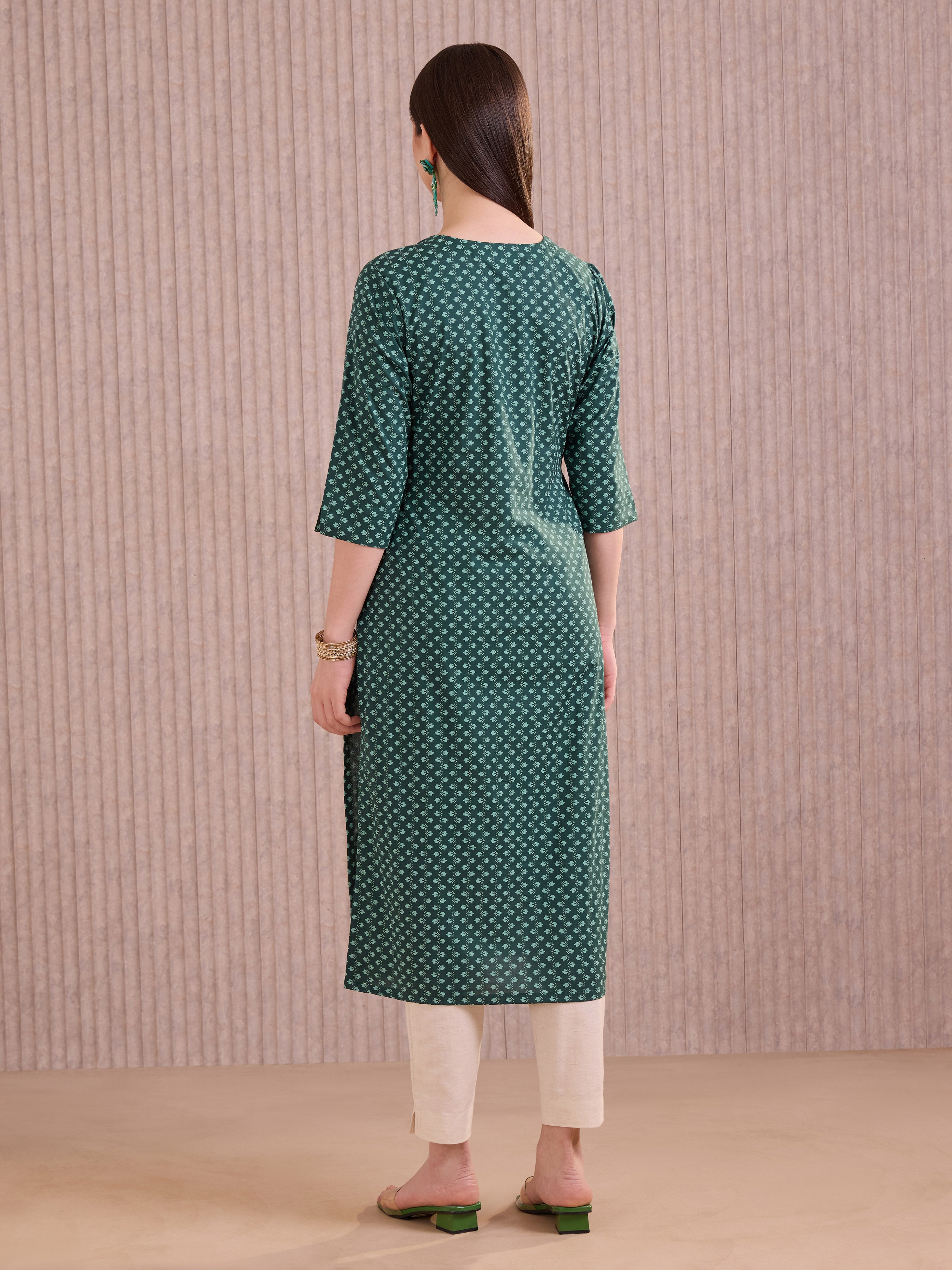 Green Cotton Printed Slit Kurti With Embroidery