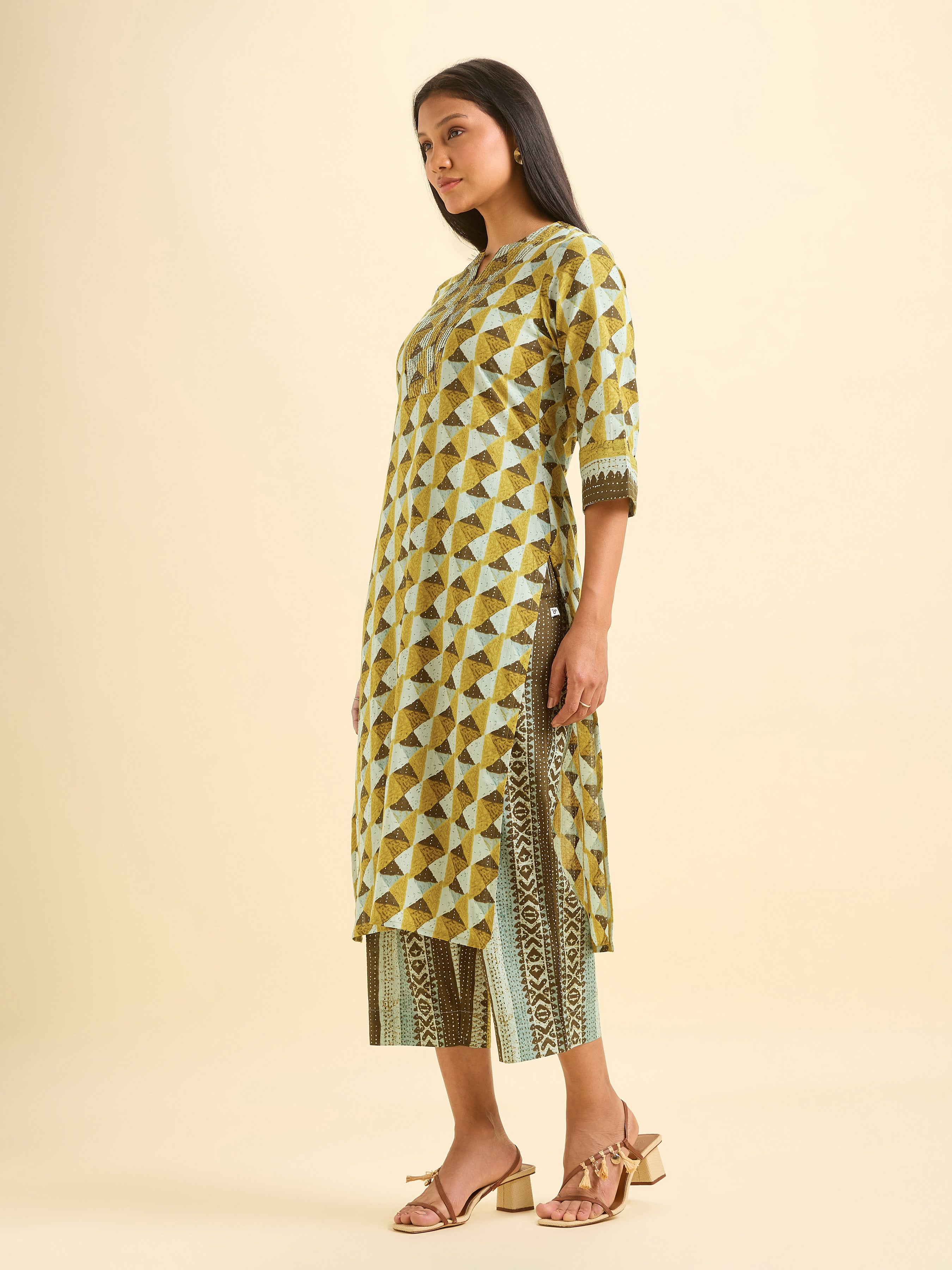 Multi Colour Cotton Printed Kurti Set With Sequins Embroidery