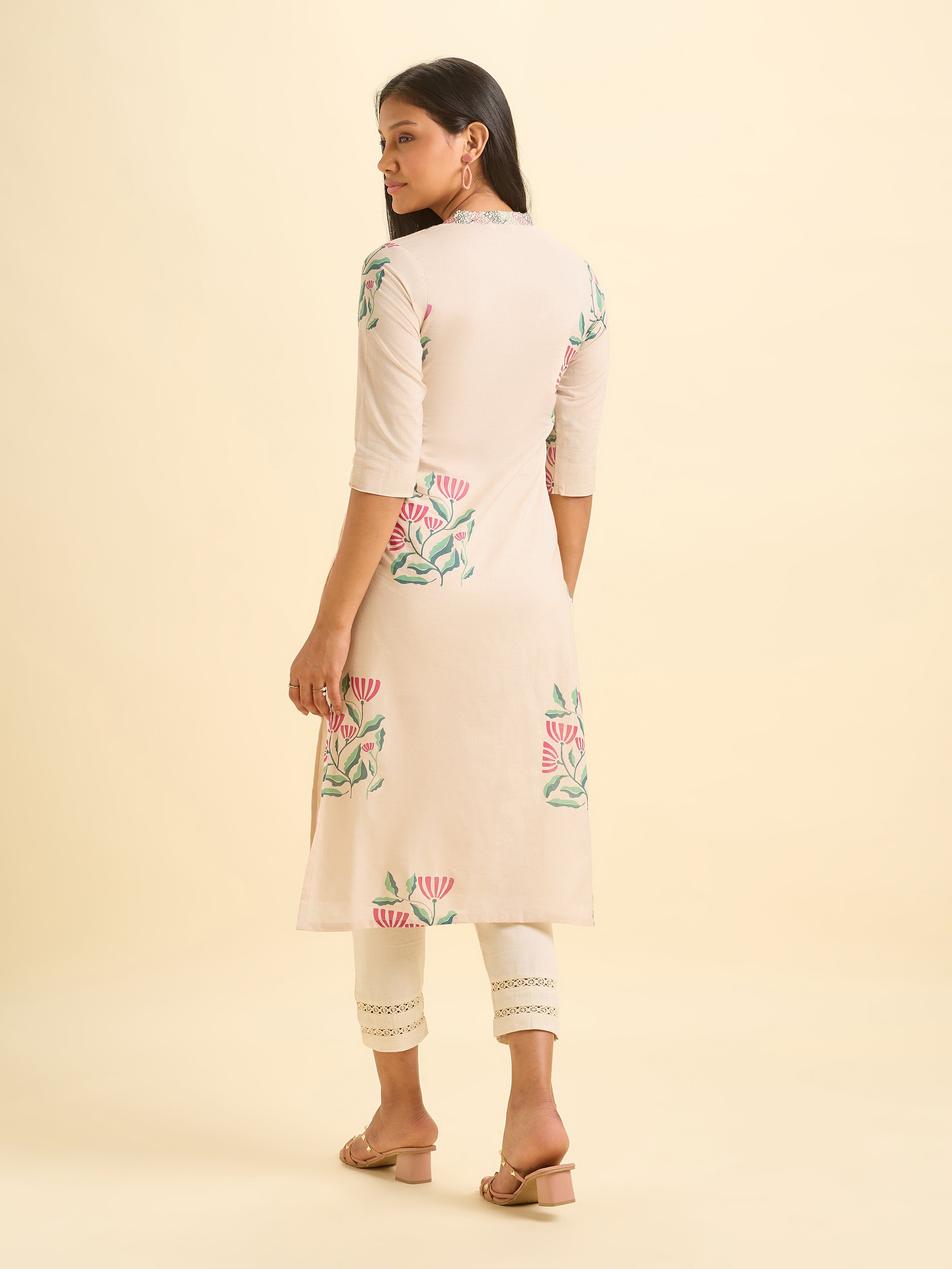 Pista Green Pure Cotton Placement Printed Kurti