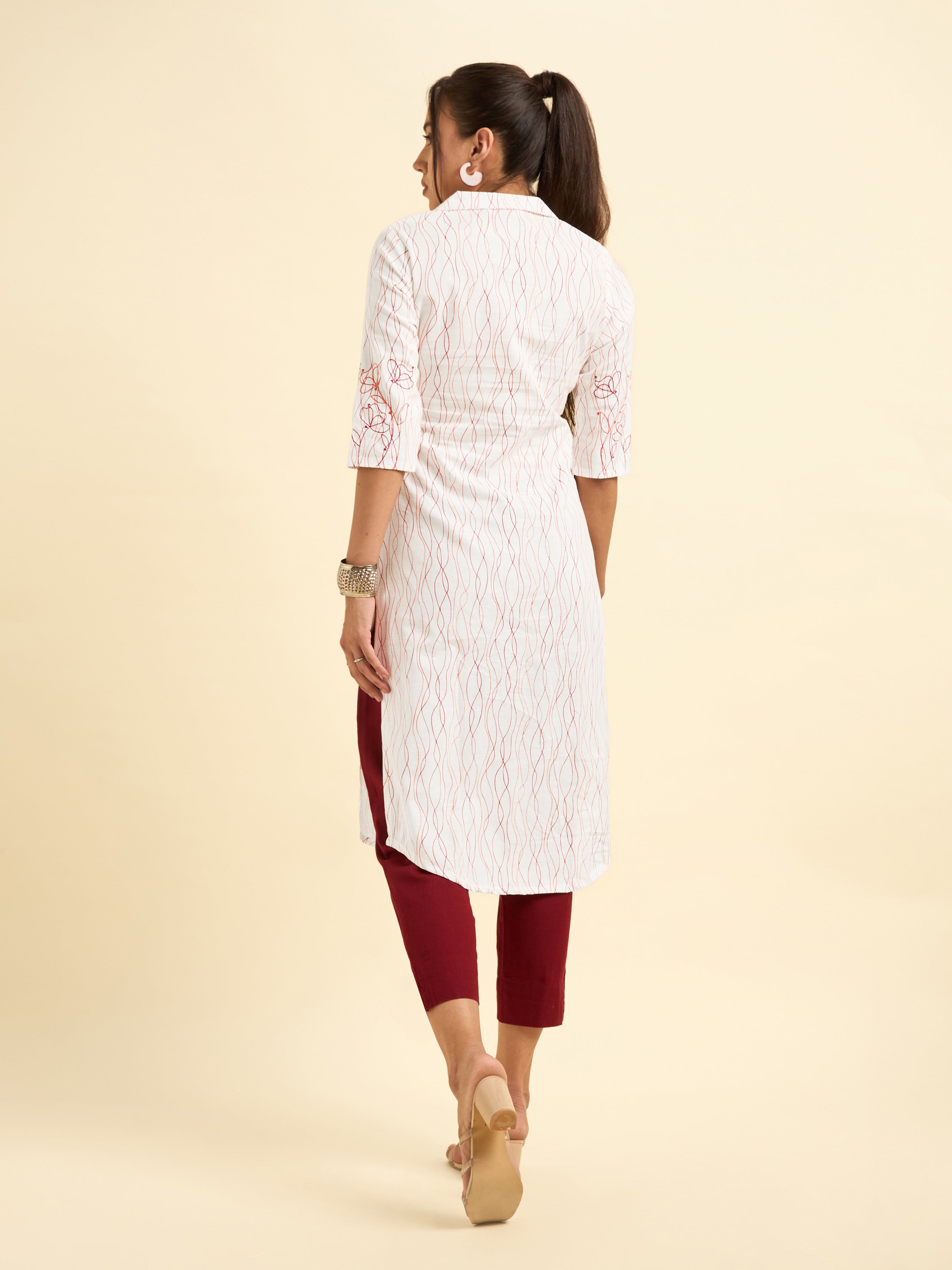 White Cotton Flax Slub Printed Slit Kurti With Embroidery